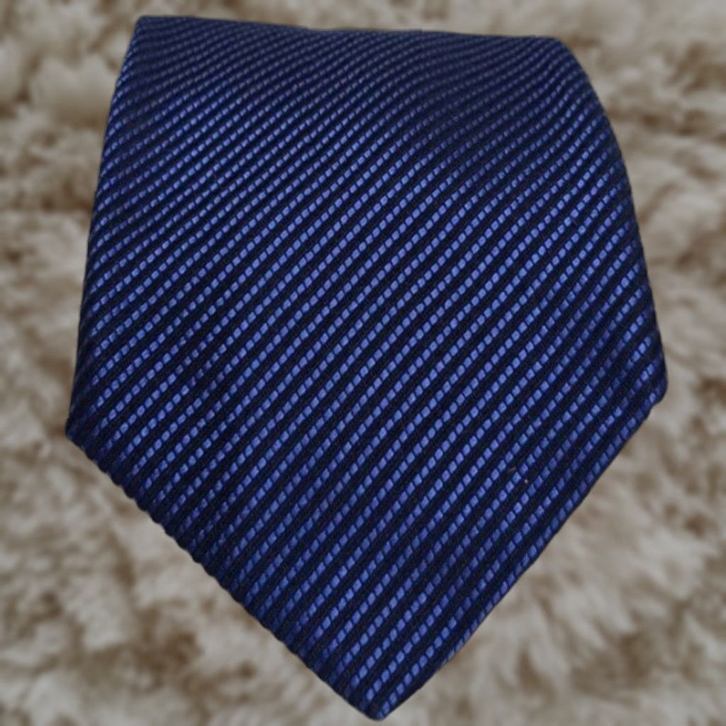 VINTAGE Thomas Pink Silk Necktie Made in France Blue Black Striped 3 3/4