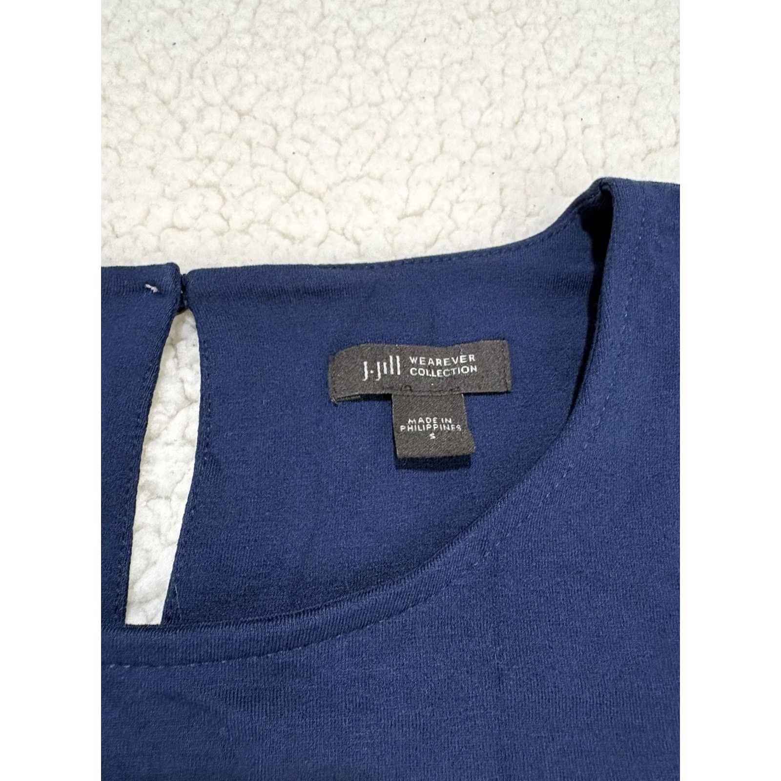 J. Jill J.Jill Dress Shift Knit Navy 3/4 Sleeve Round Neck Knee Length S Stretch Back Pleat Rayon Spandex Size S / US 4 / IT 40 - 3 Thumbnail