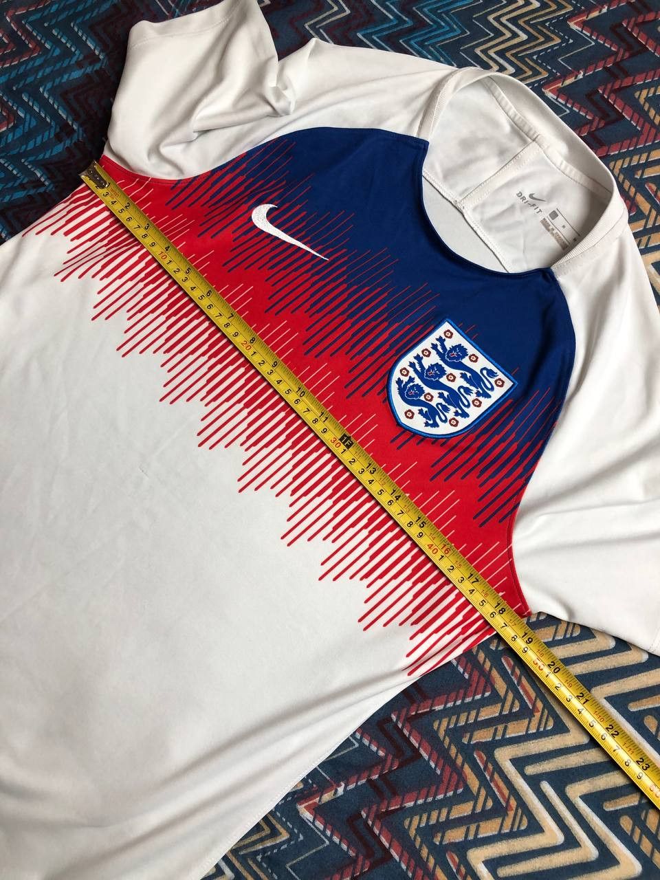 Nike × Vintage 90s Nike Central Swoosh Vintage Y2K Oversized Retro T-Shirt Size US M / EU 48-50 / 2 - 15 Thumbnail