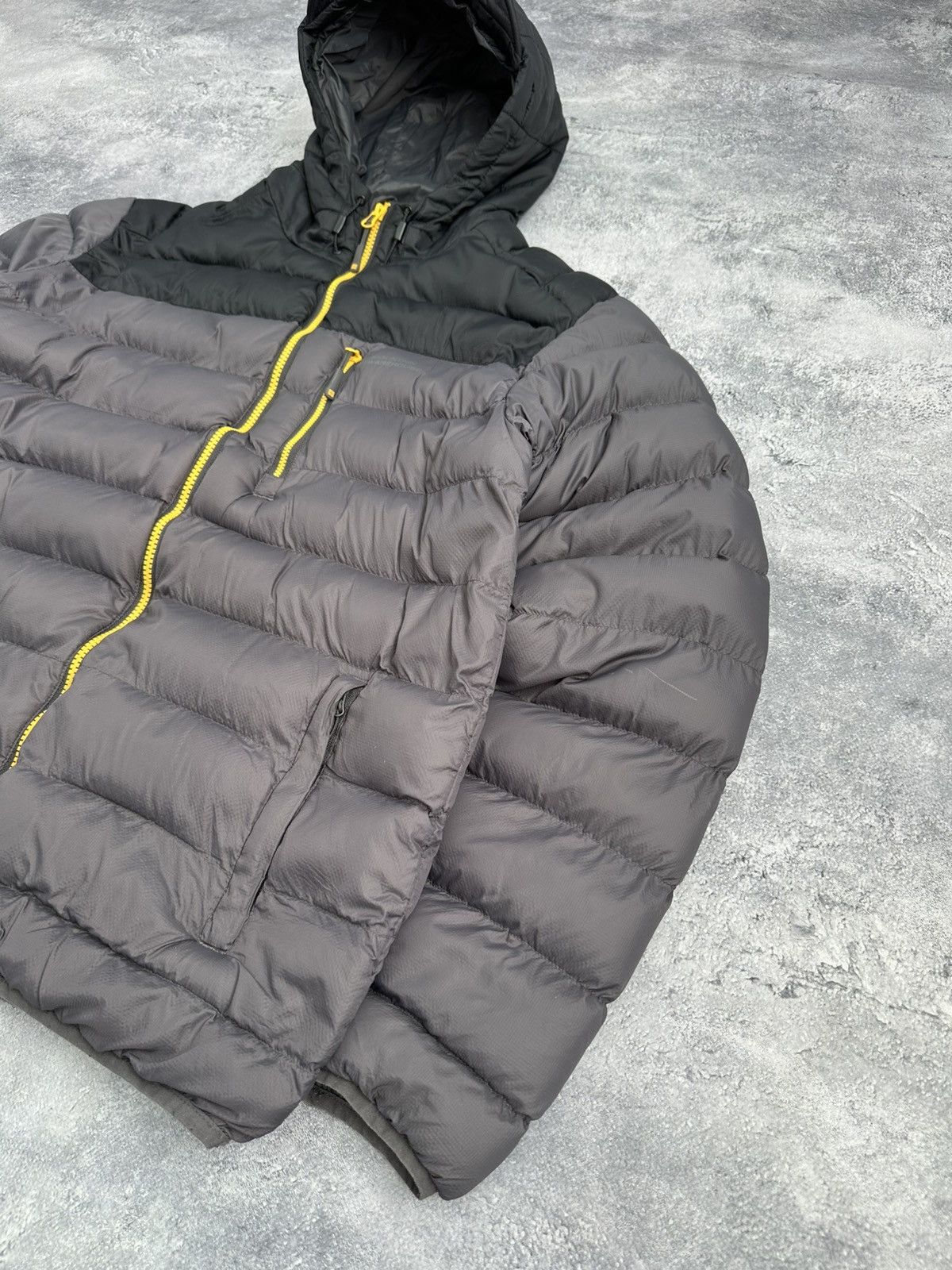 Mountain Hardwear Mountain Warehouse Grey Winter Puffer Jacket Outdoor Size M Size US M / EU 48-50 / 2 - 3 Thumbnail