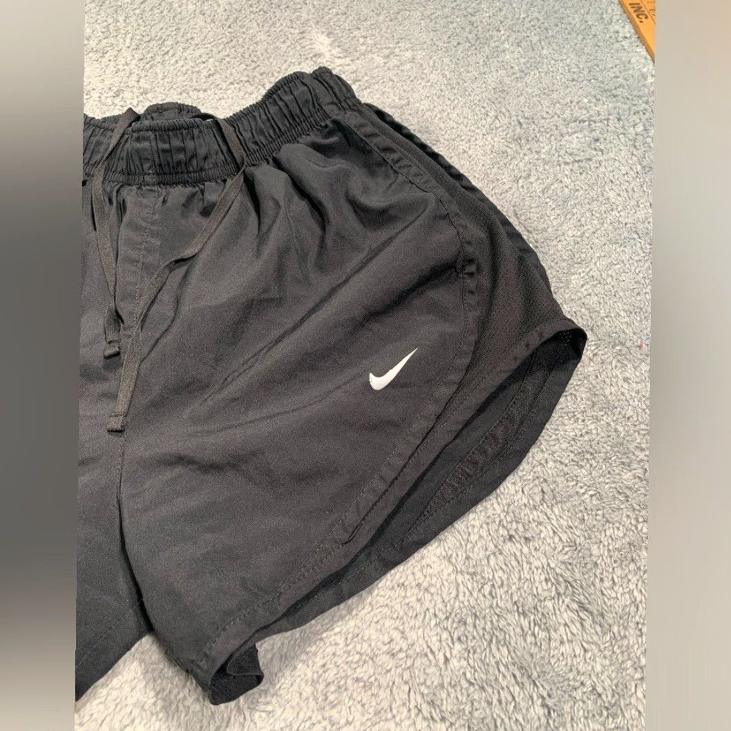 Nike Nike black shorts Women's XS Regular Athletic Short Size 26" / US 2 / IT 38 - 2 Thumbnail