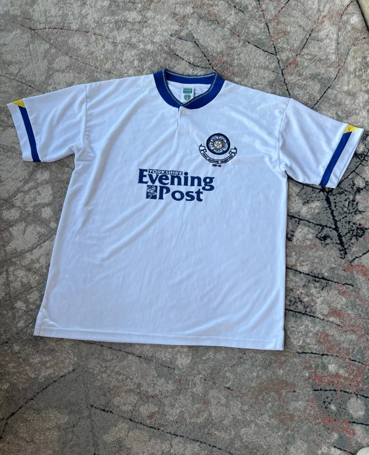 Vintage Leeds United Retro Evening Post Jersey Size US XXL / EU 58 / 5 - 1 Thumbnail