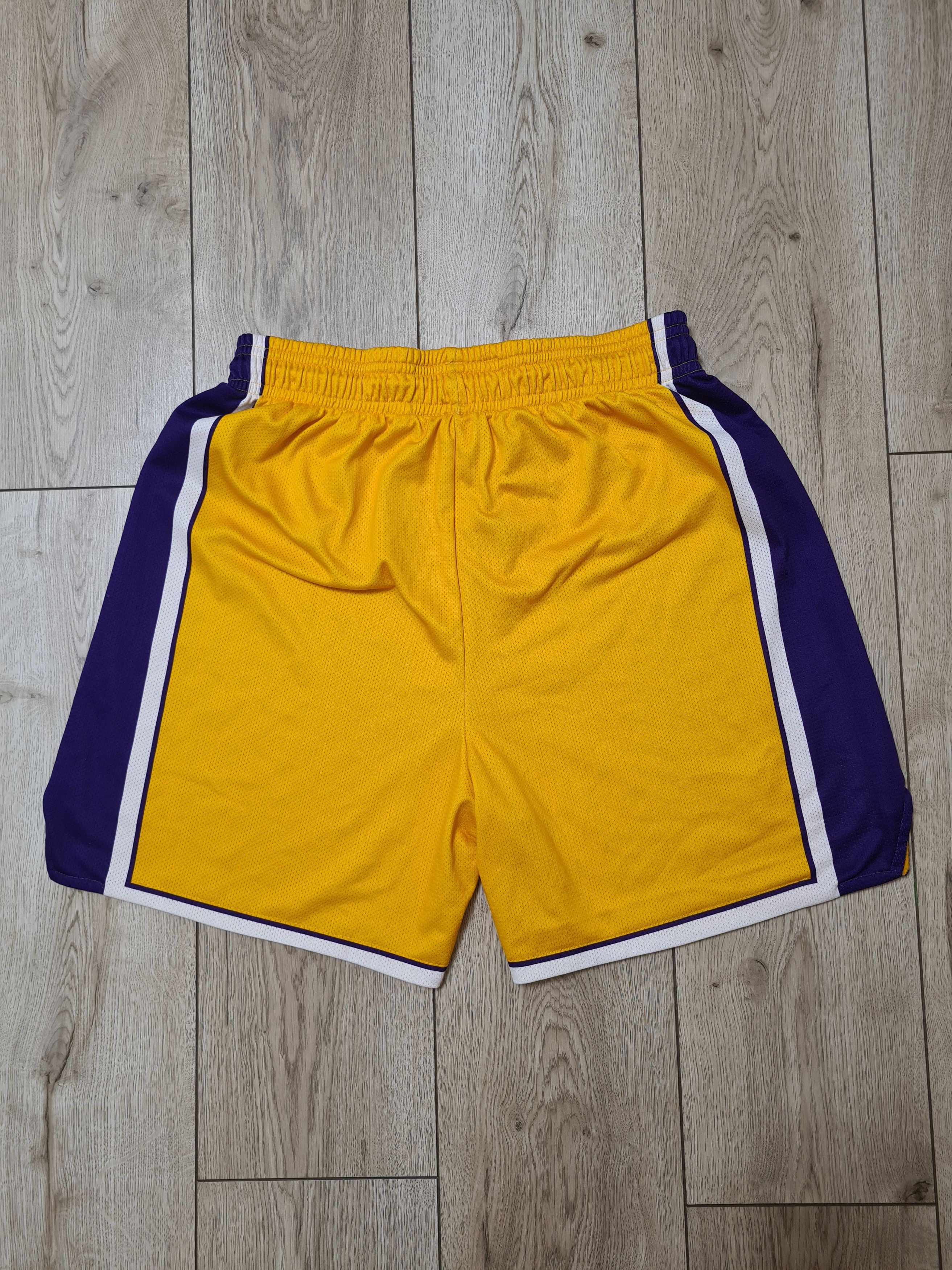 Champion LA LAKERS CHAMPION VINTAGE SHORTS BASKETBALL SHORTS Size US 38 / EU 54 - 2 Thumbnail