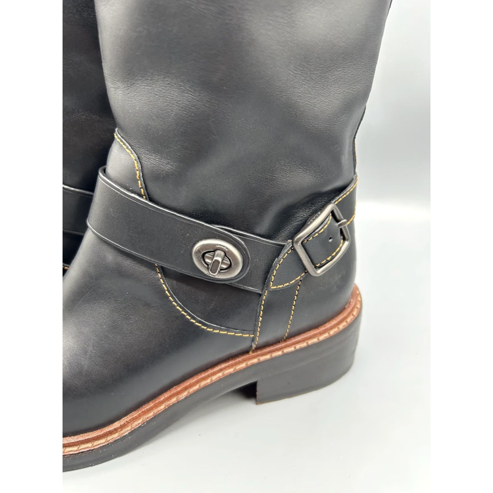 Coach Coach Boots Womens Sutton B Black Leather Knee High Riding Strap Shoes 5.5 36 3 UK 5 AU 5 Leather Lined Rubber Outsole Buckle Strap Zipper Size US 6 / IT 36 - 5 Thumbnail