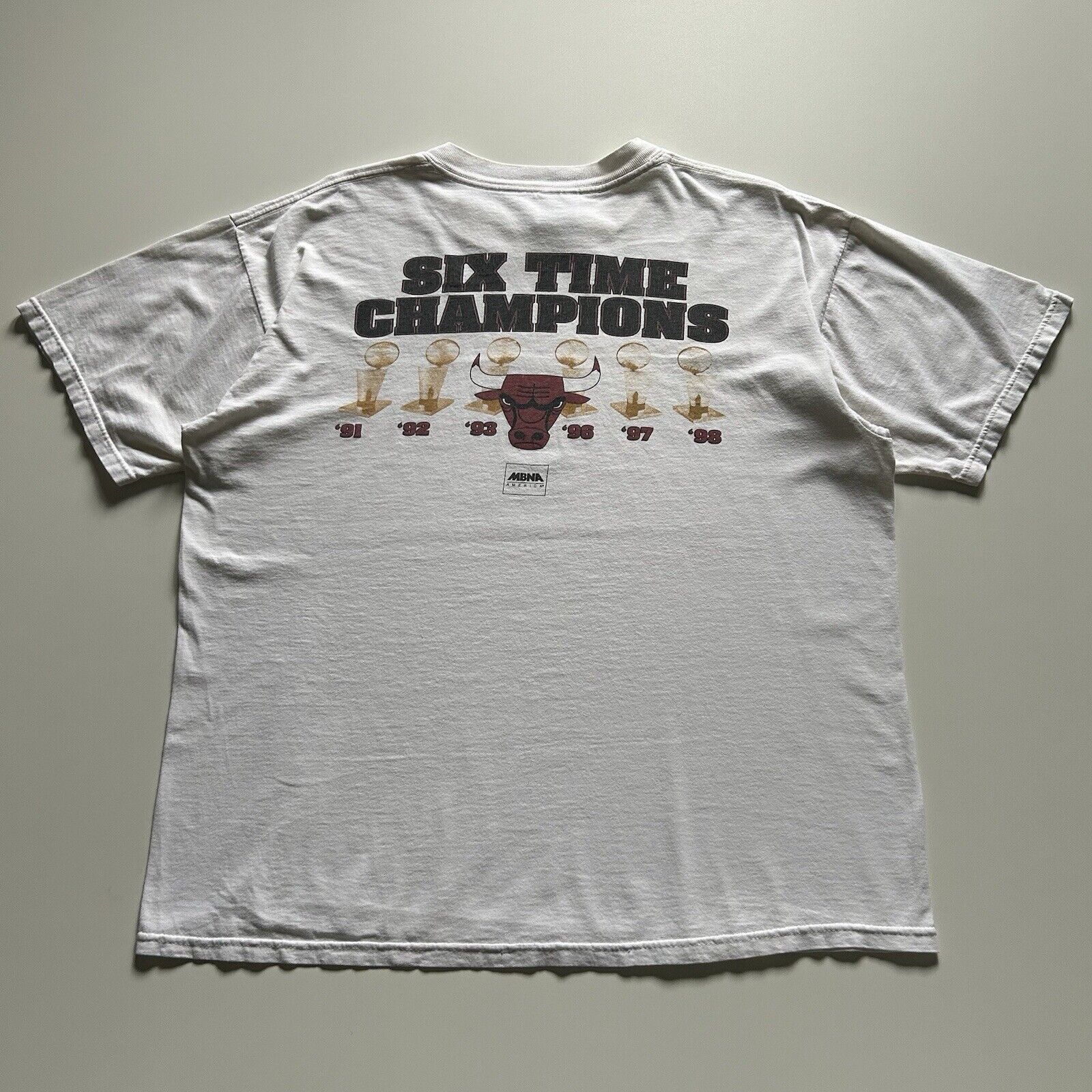 NBA Vintage 90s Chicago Bulls NBA Six Time Champions T Shirt XL Size US XL / EU 56 / 4 - 1 Thumbnail