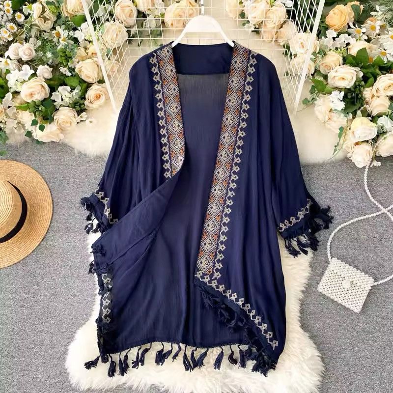 Japanese Brand × Vintage Bohemian Vintage Embroidery Woman Loose Cardigan Tops Size ONE SIZE - 2 Thumbnail