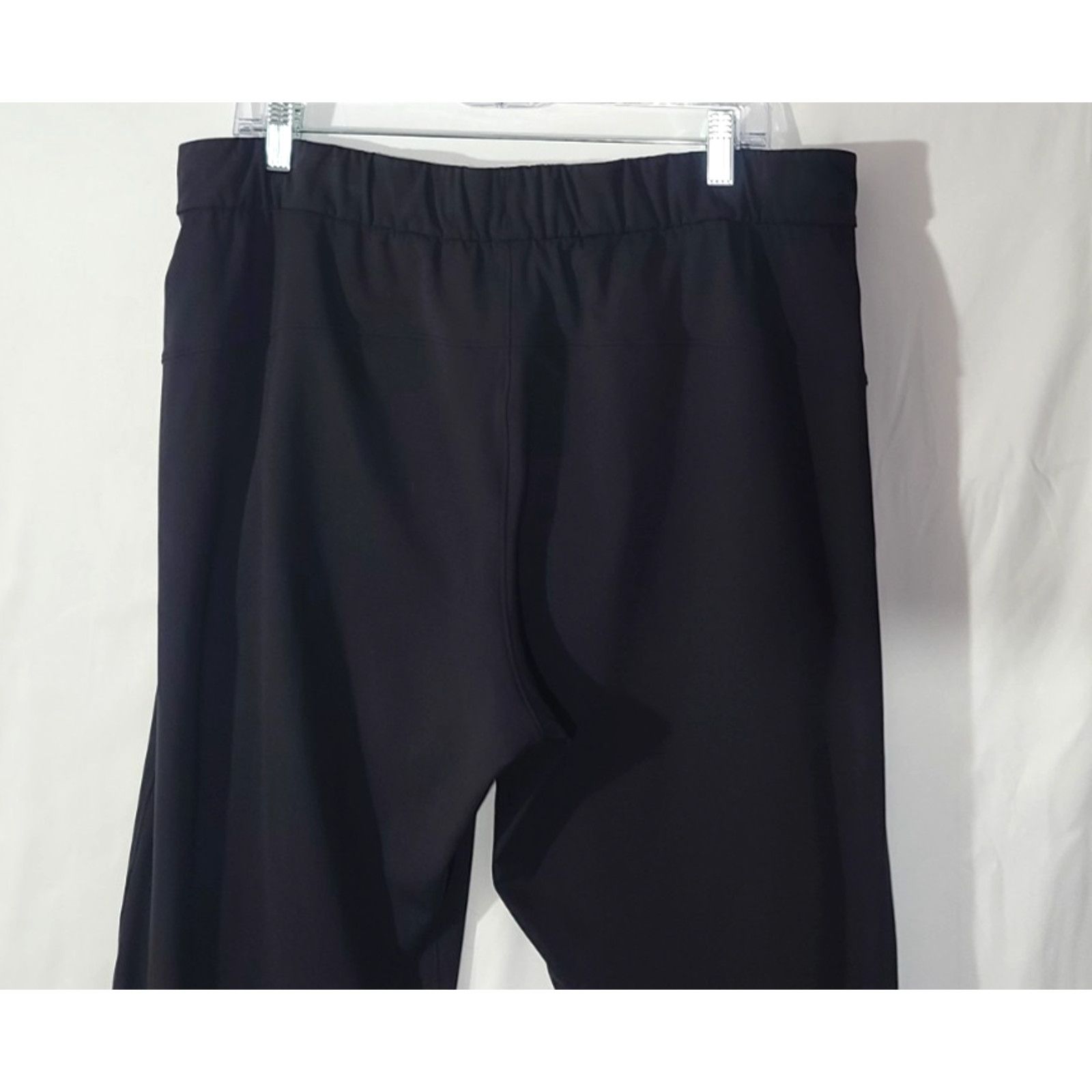 Lululemon Lululemon Black Luxtreme High Rise Keep Moving Pants 12 Size 34" / US 12 / IT 48 - 9 Thumbnail