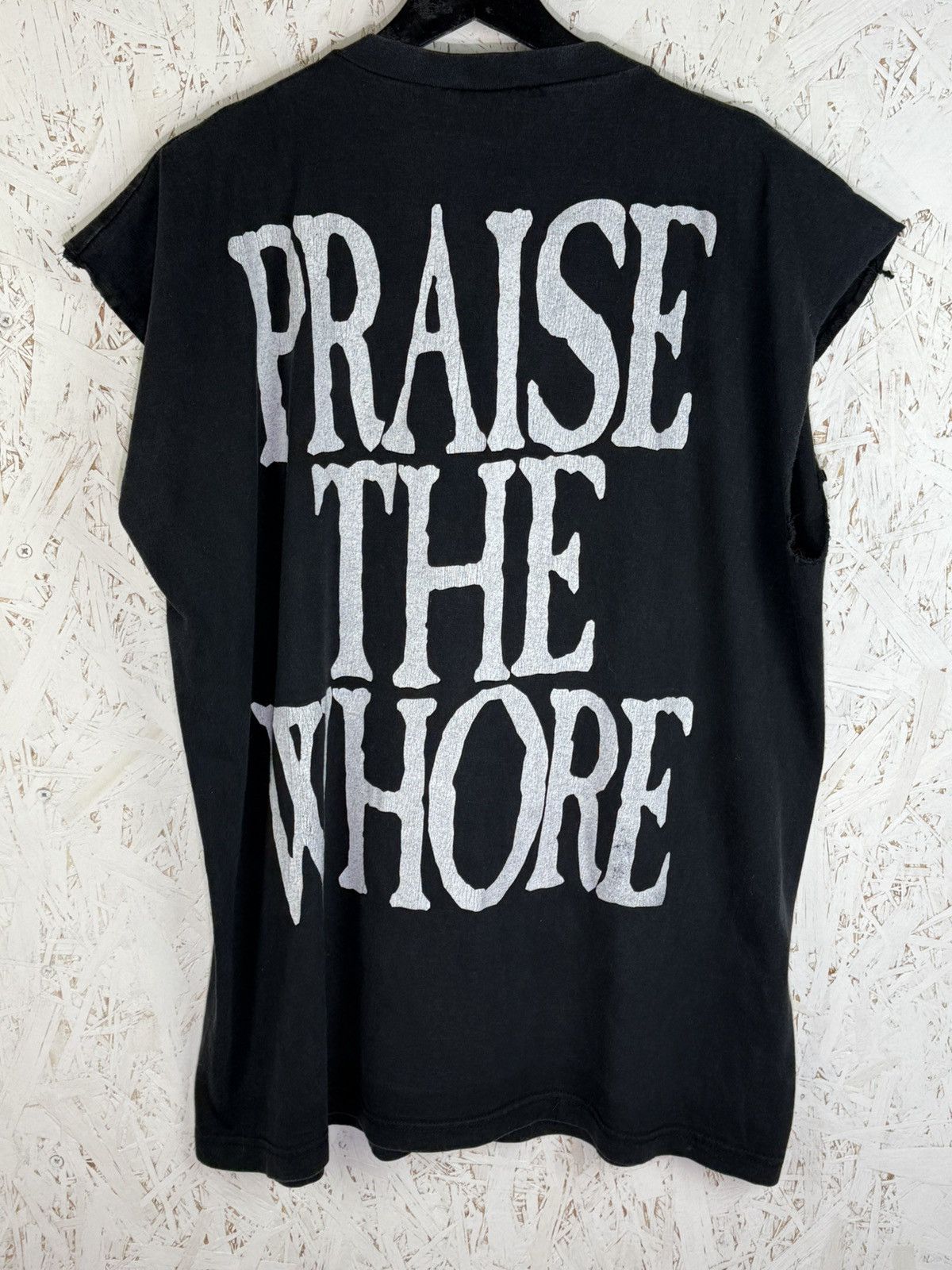 Band Tees 90s Cradle Of Filth 1998 Praise The Whore Metal Sleeveless Size US XL / EU 56 / 4 - 8 Thumbnail