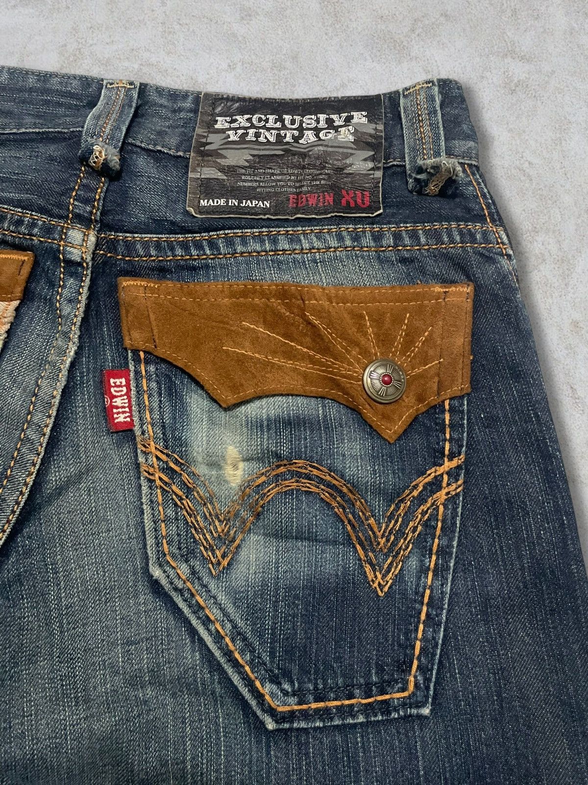 Edwin Vintage Edwin EV Navajo Motifs Blue Wash Cowboy Style Jeans Size US 29 - 7 Thumbnail