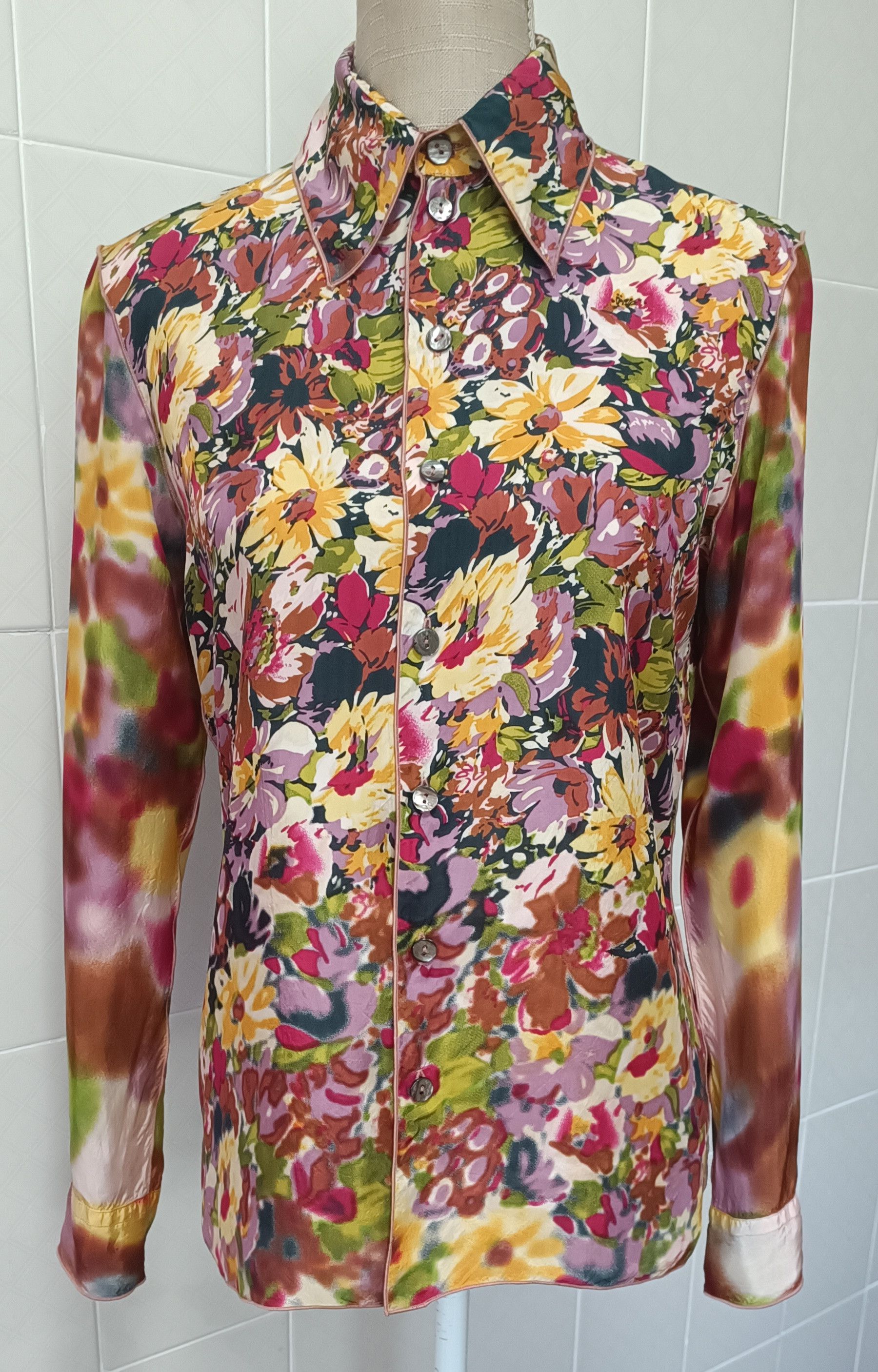 Jean Paul Gaultier SS2001- Satin flower tie-dye shirt Size M / US 6-8 / IT 42-44 - 1 Thumbnail