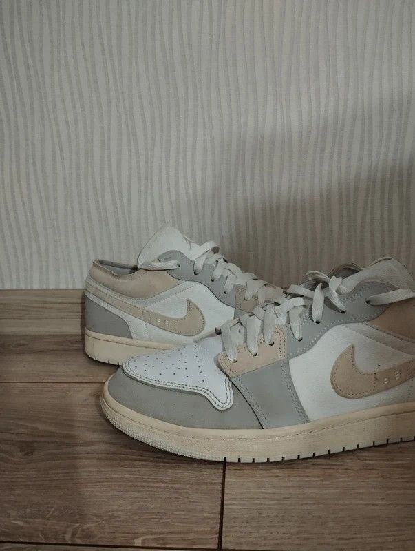 Jordan Brand Air Jordan 1 Low SE Craft Tech Grey size 45 Size US 11 / EU 44 - 2 Thumbnail