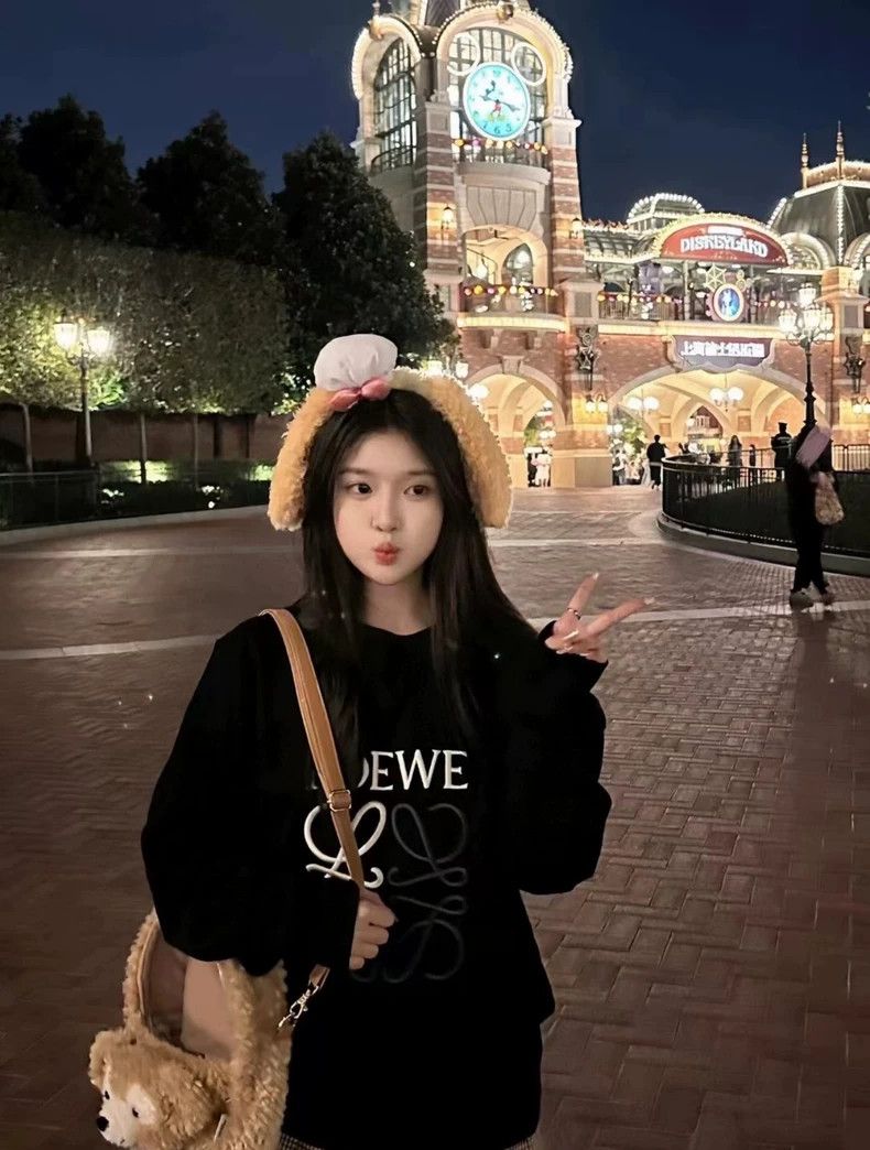 Loewe LOEWE Cotton letter embroidery round neck hoodie Size XS / US 0-2 / IT 36-38 - 9 Thumbnail