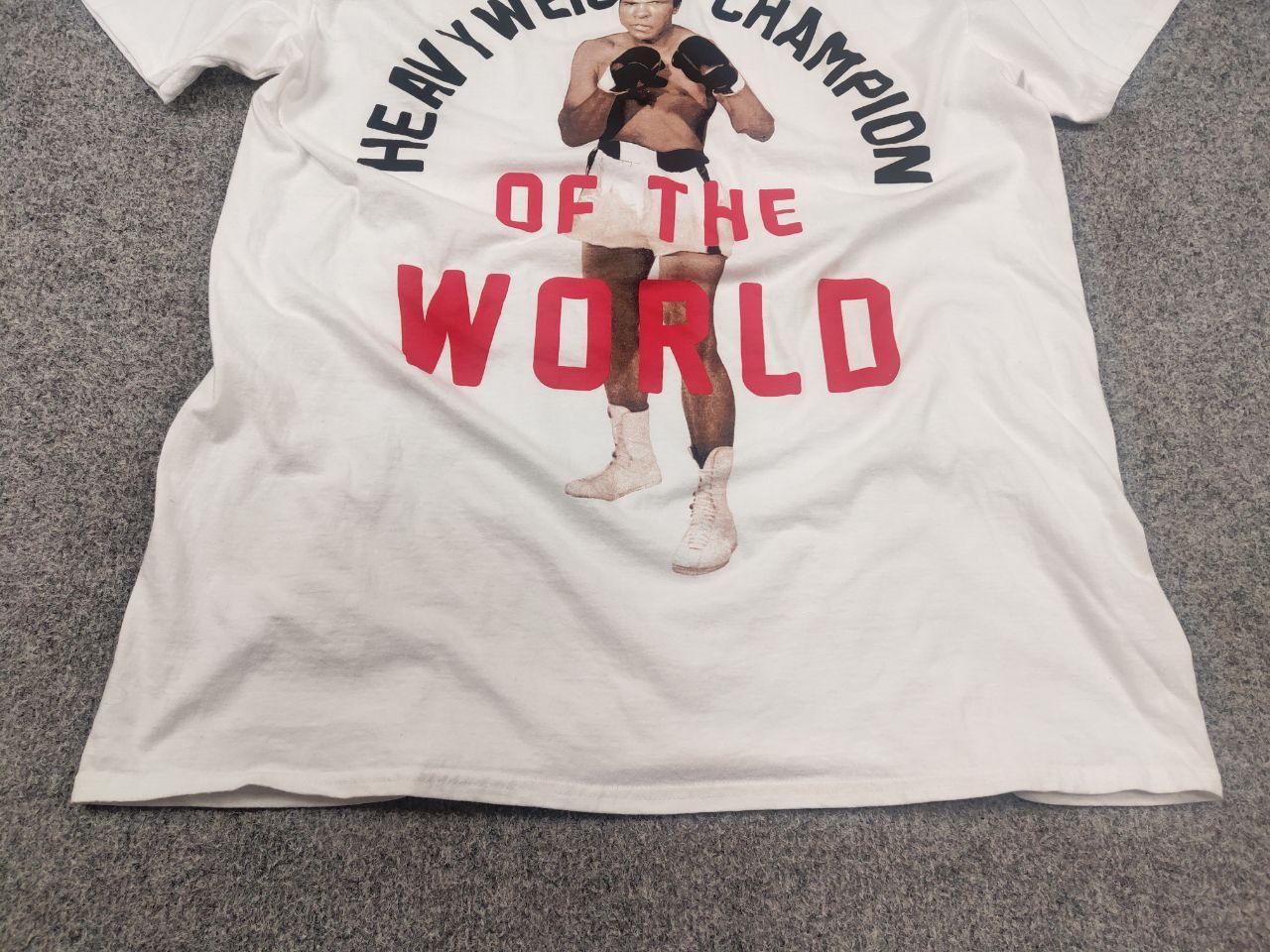 Vintage Vintage Muhammad Ali Logo Of the World White T-shirt Size US XL / EU 56 / 4 - 4 Thumbnail
