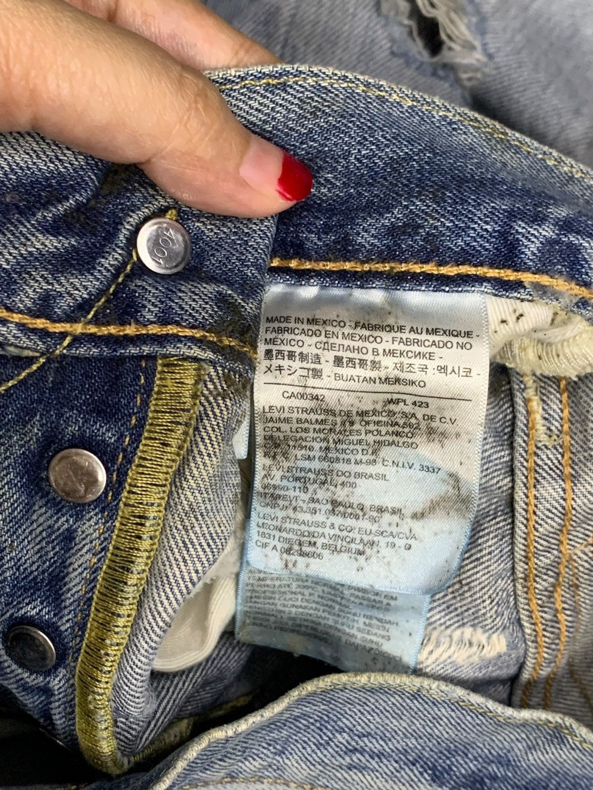 Levi's Vintage Levis 501 Mud Wash Distressed Patched Jeans Size US 31 - 10 Thumbnail