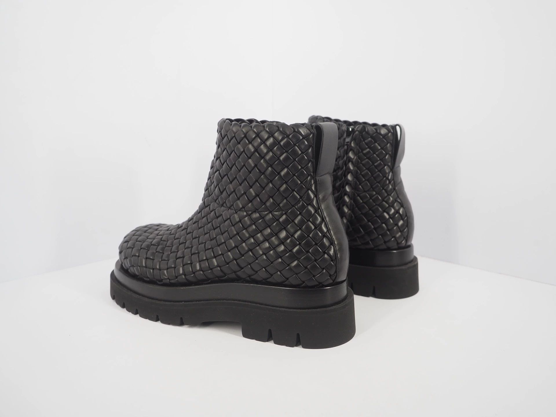 Bottega Veneta Bottega Veneta Lido Weave Lug Ankle Boots Size US 5.5 / EU 38 - 2 Thumbnail