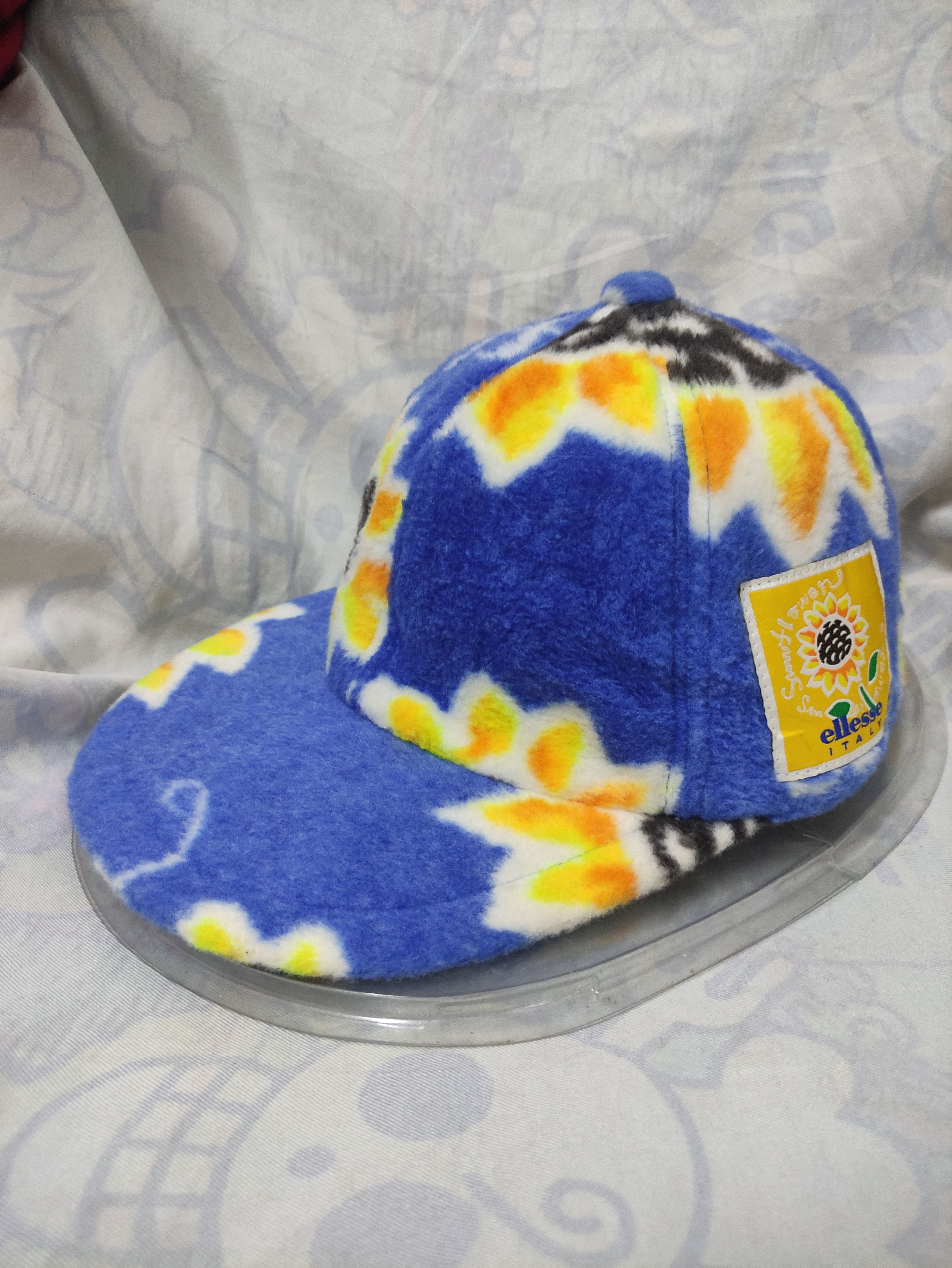 Ellesse × Vintage ELLESSE ITALY WINTER FLEECE CAP FULL PRINT SUNFLOWER Size ONE SIZE - 9 Thumbnail