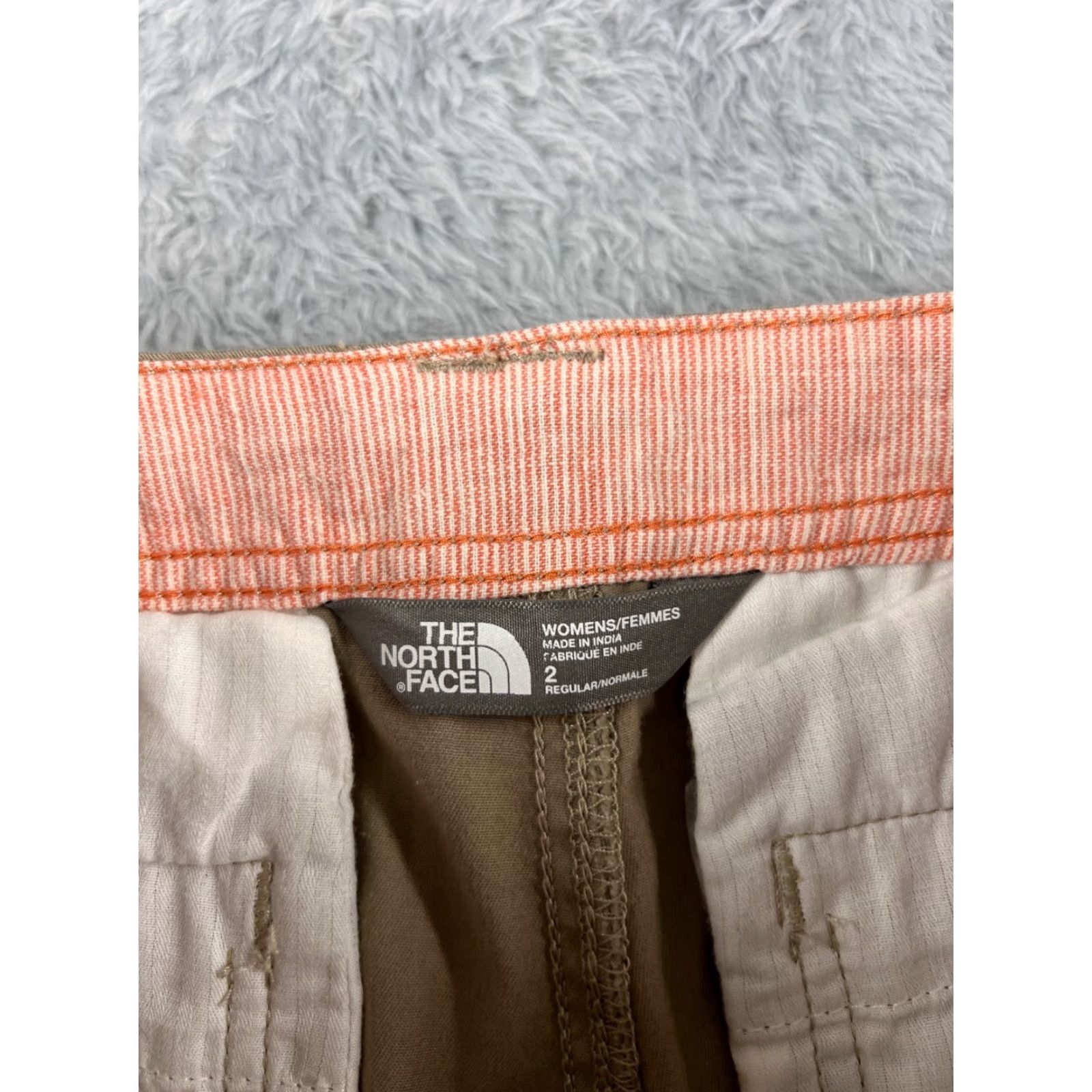 The North Face The North Face Shorts Women 2 Beige Cotton Blend Chino Hiking Camping 28x10 Size 26" / US 2 / IT 38 - 7 Thumbnail