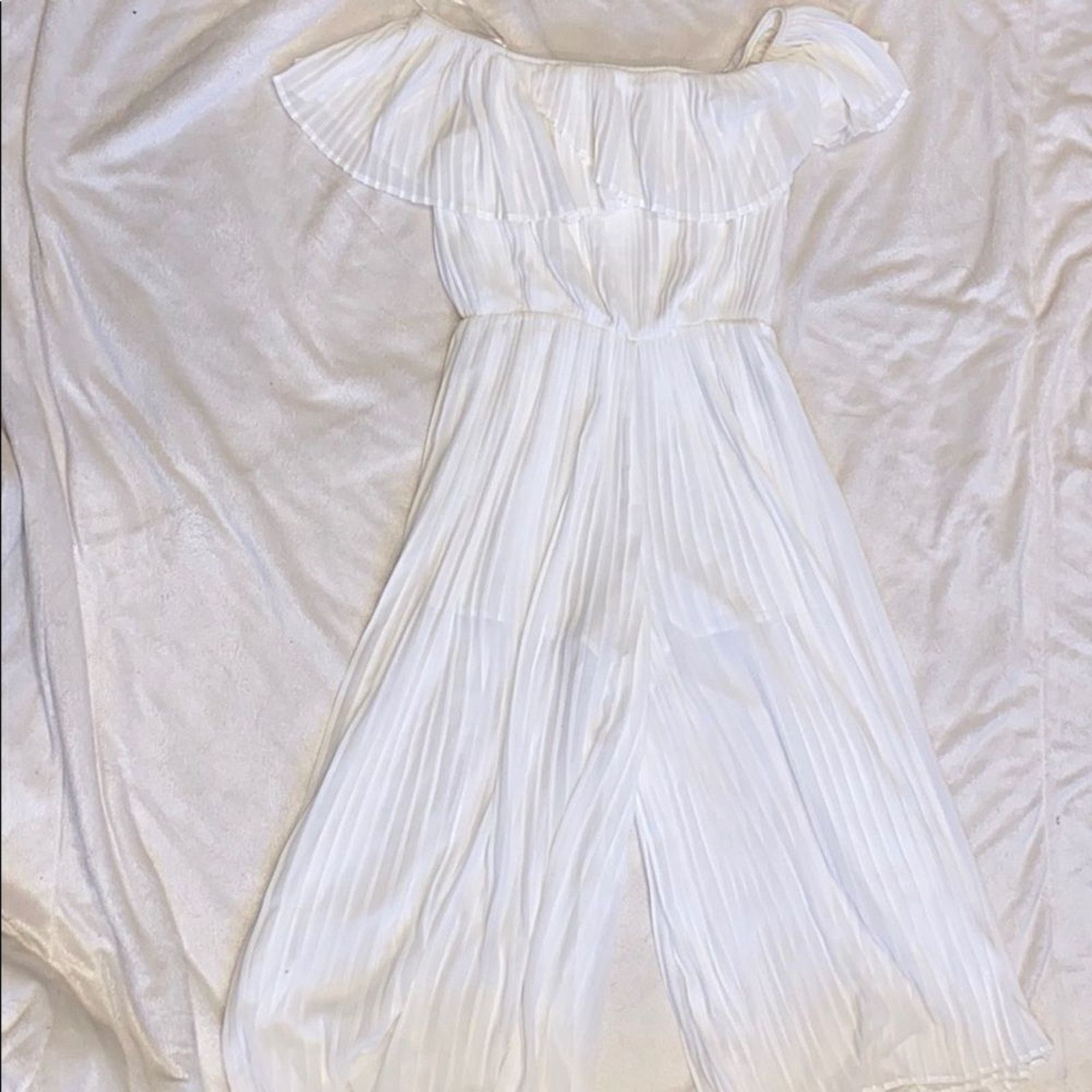 Other Endless Rose Off-Shoulder Pleated Midi White Jumpsuit | Sz S Size 27" / US 4 / IT 40 - 2 Thumbnail