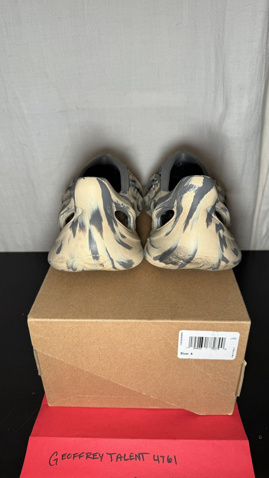 Yeezy Adidas Yeezy Foam Runner “MX Grey” – Size US 5 – No Box Size US 5 / IT 35 - 3 Thumbnail