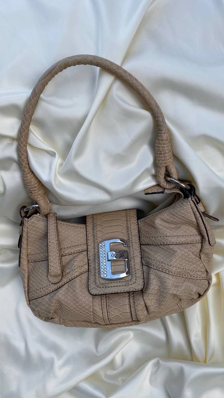 Vintage Guess beige shoulder bag