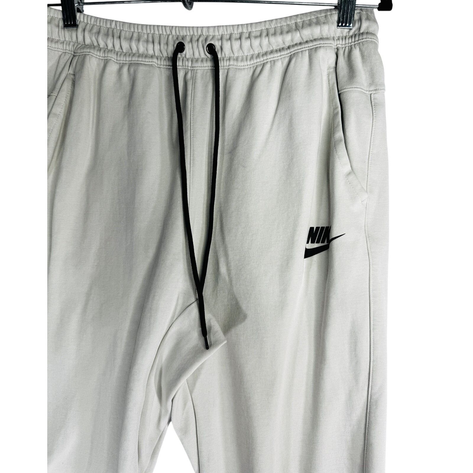 Nike Nike Sportswear Tech Fleece Lightweight Joggers Gray size L Size US 30 / EU 46 - 2 Thumbnail