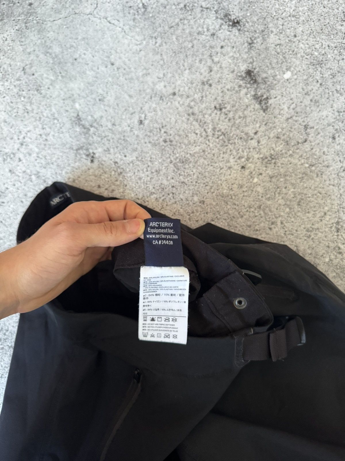 Arc'teryx Arc’teryx Pants GoreTex Outdoor Gorpcore Nylon GTX Black Size US 32 / EU 48 - 10 Thumbnail