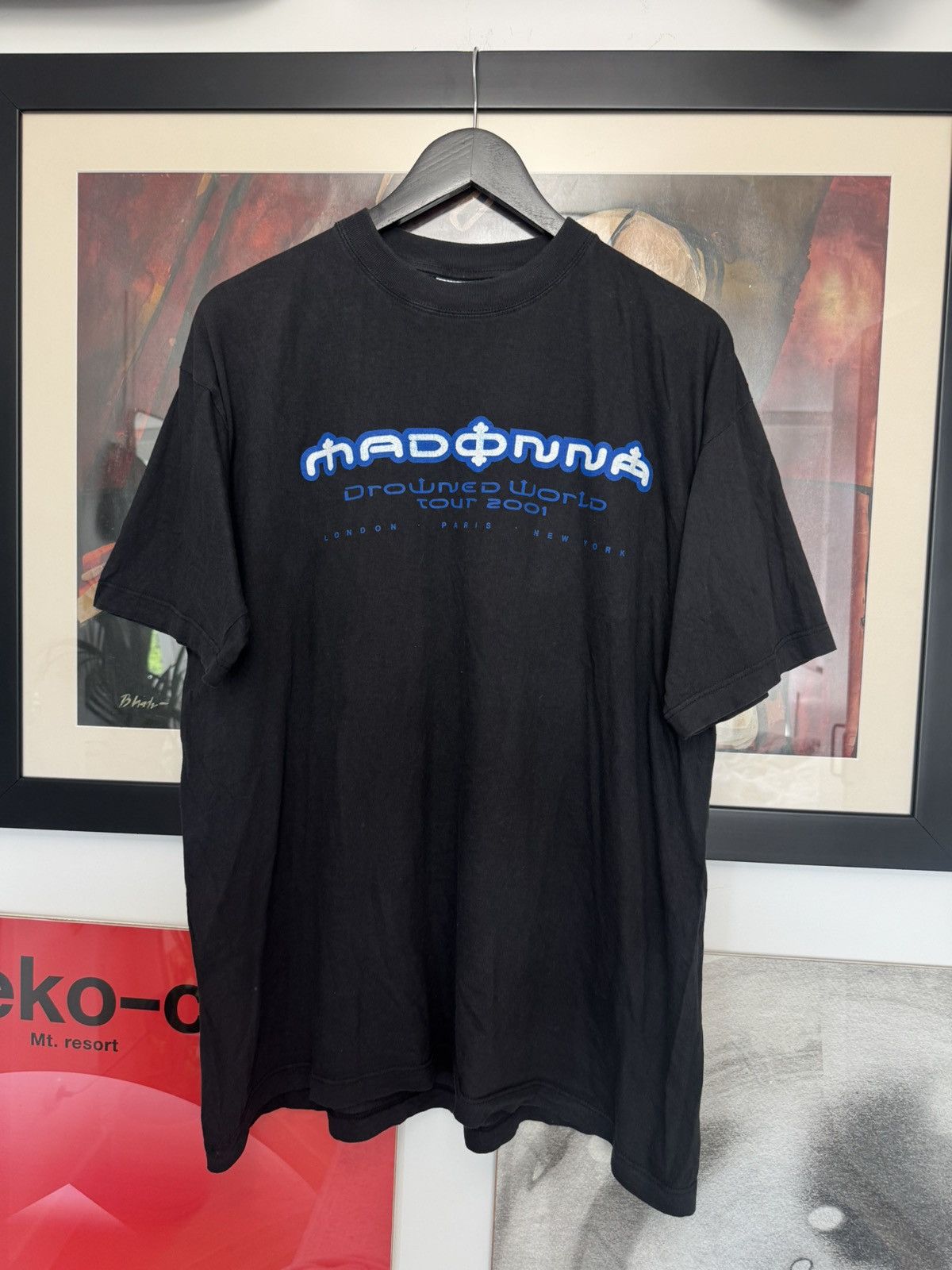 Vintage Vintage 2001 Madonna Drowned World Tour Graphic Tee Rare Y2k Size US XL / EU 56 / 4 - 2 Thumbnail