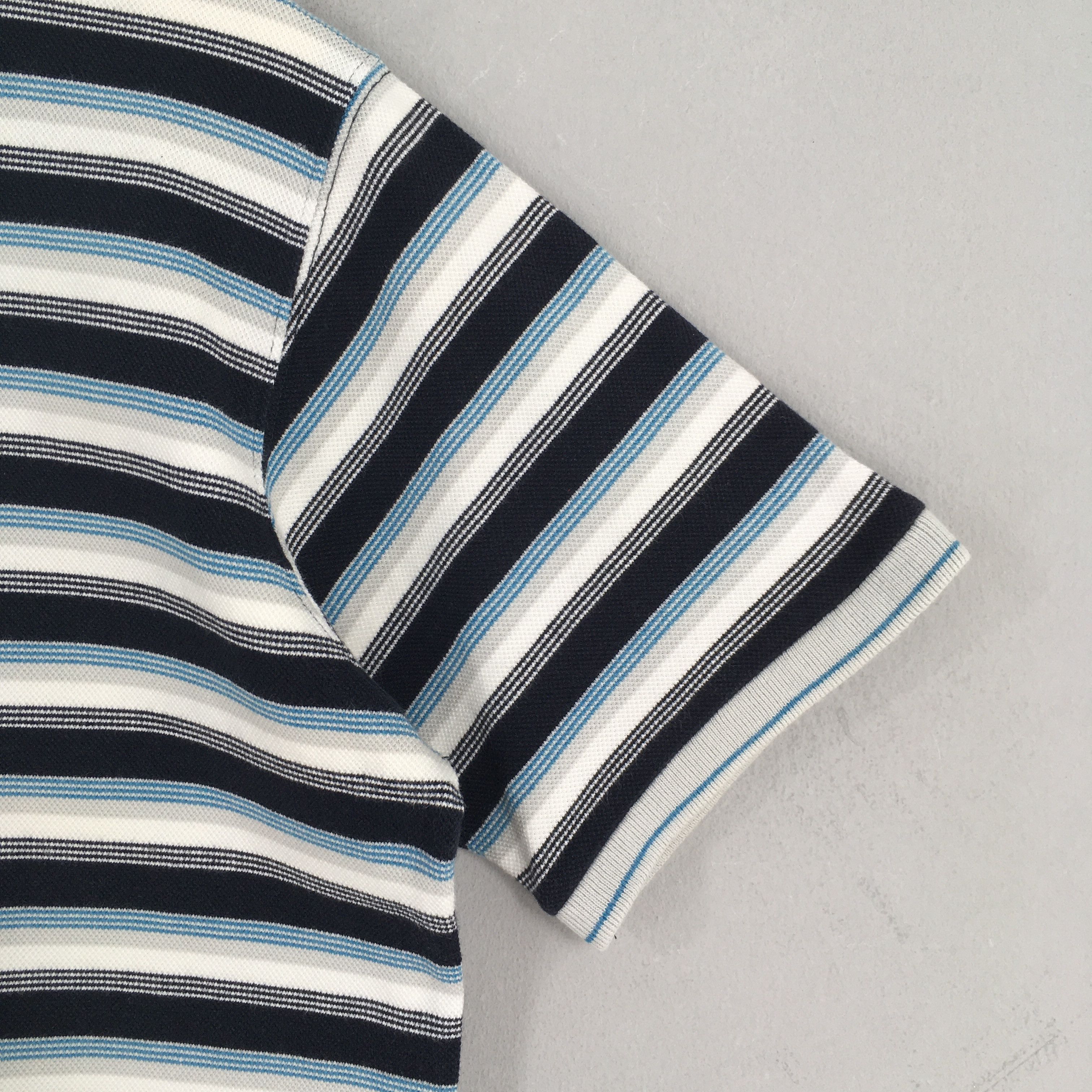 Uniqlo VintageY2K Stripes Black White Streetwear T shirt Large Size US L / EU 52-54 / 3 - 4 Thumbnail