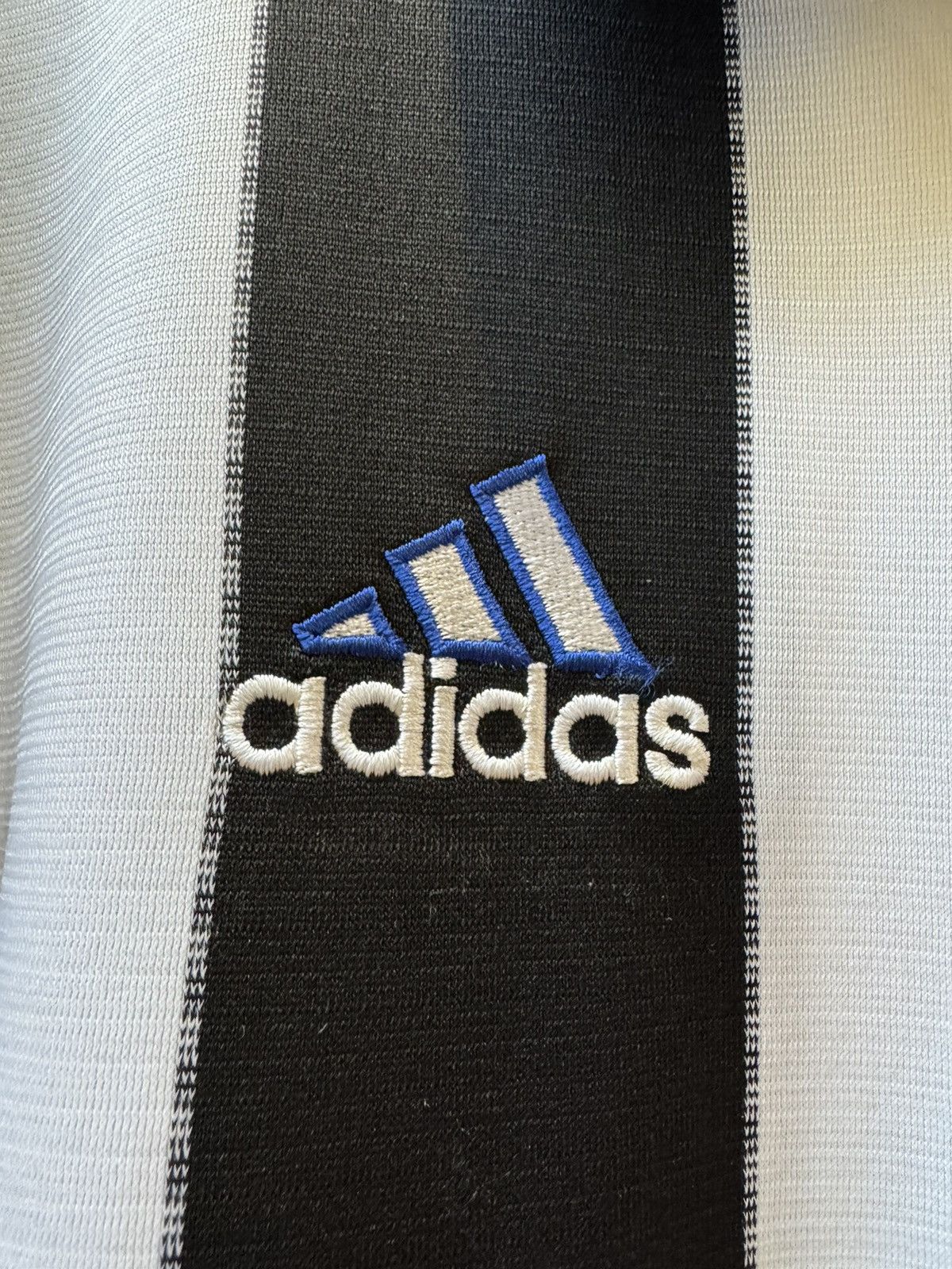 Adidas × Vintage Newcastle United Adidas 1999 Home Football Shirt Blokecore Size US L / EU 52-54 / 3 - 5 Thumbnail