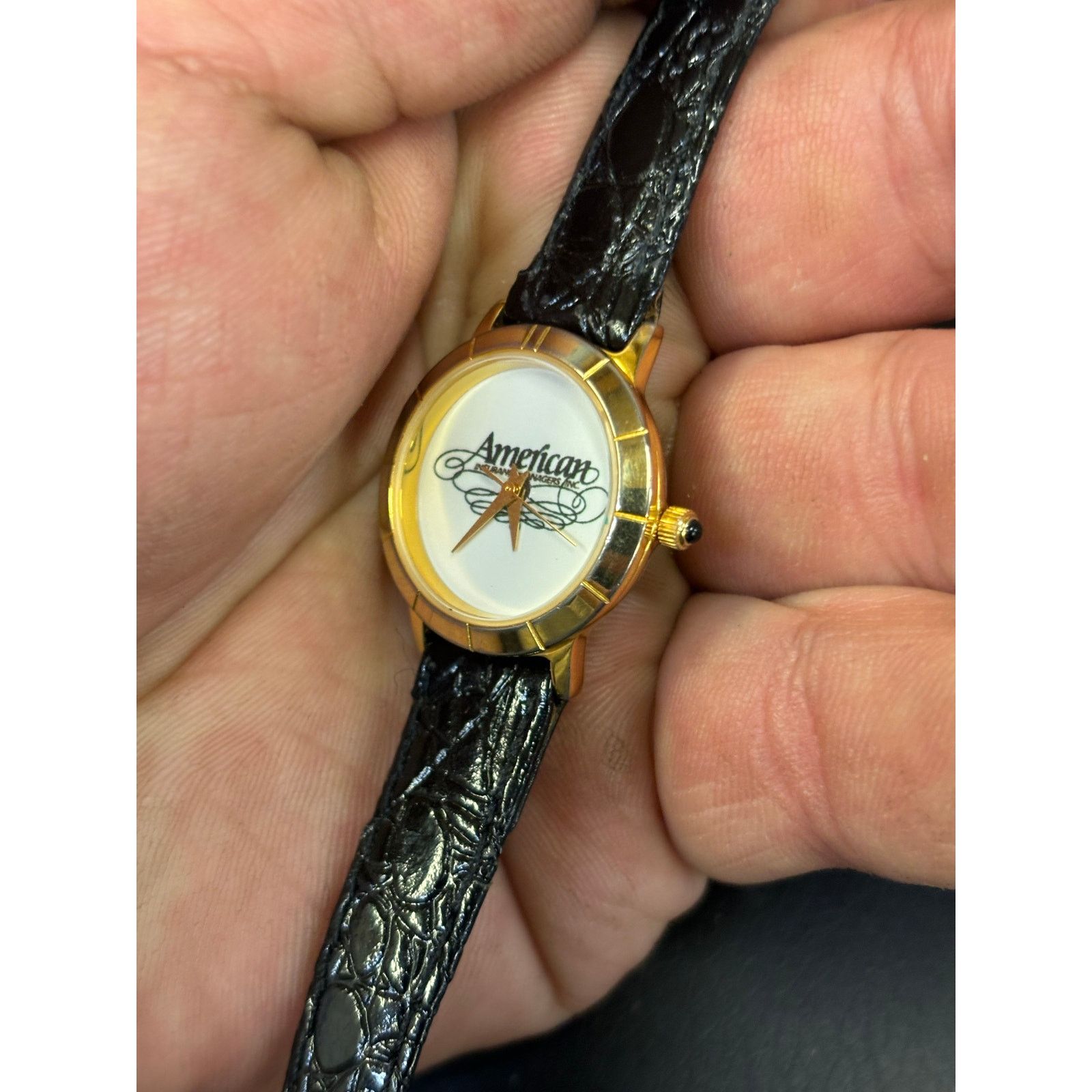(B).Stroy American Black Leather Band Womens Watch! Size ONE SIZE - 3 Thumbnail