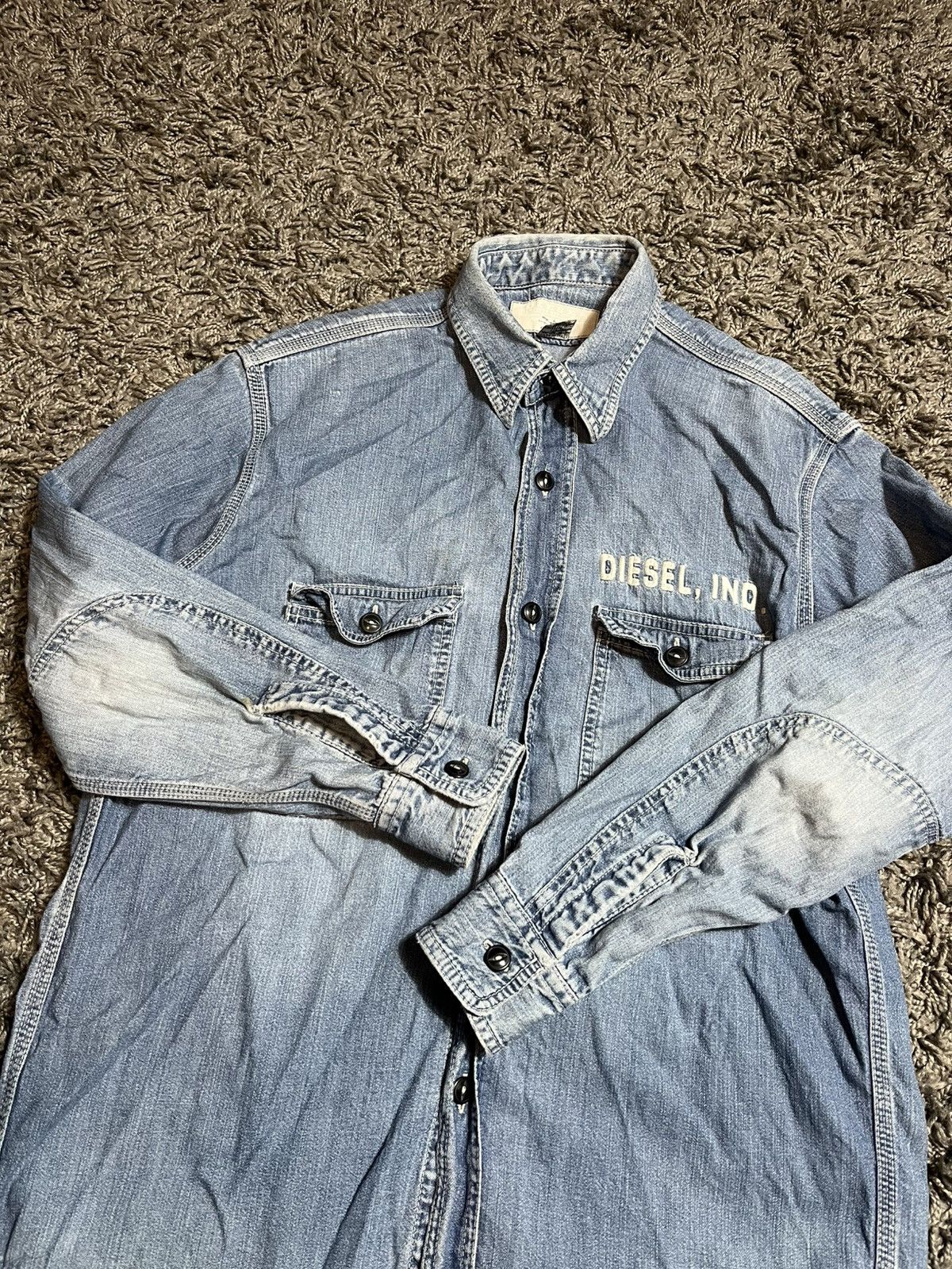 Diesel DIESEL VINTAGE 1990’s DENIM SHIRT AMERICAN STYLE Size US S / EU 44-46 / 1 - 3 Thumbnail