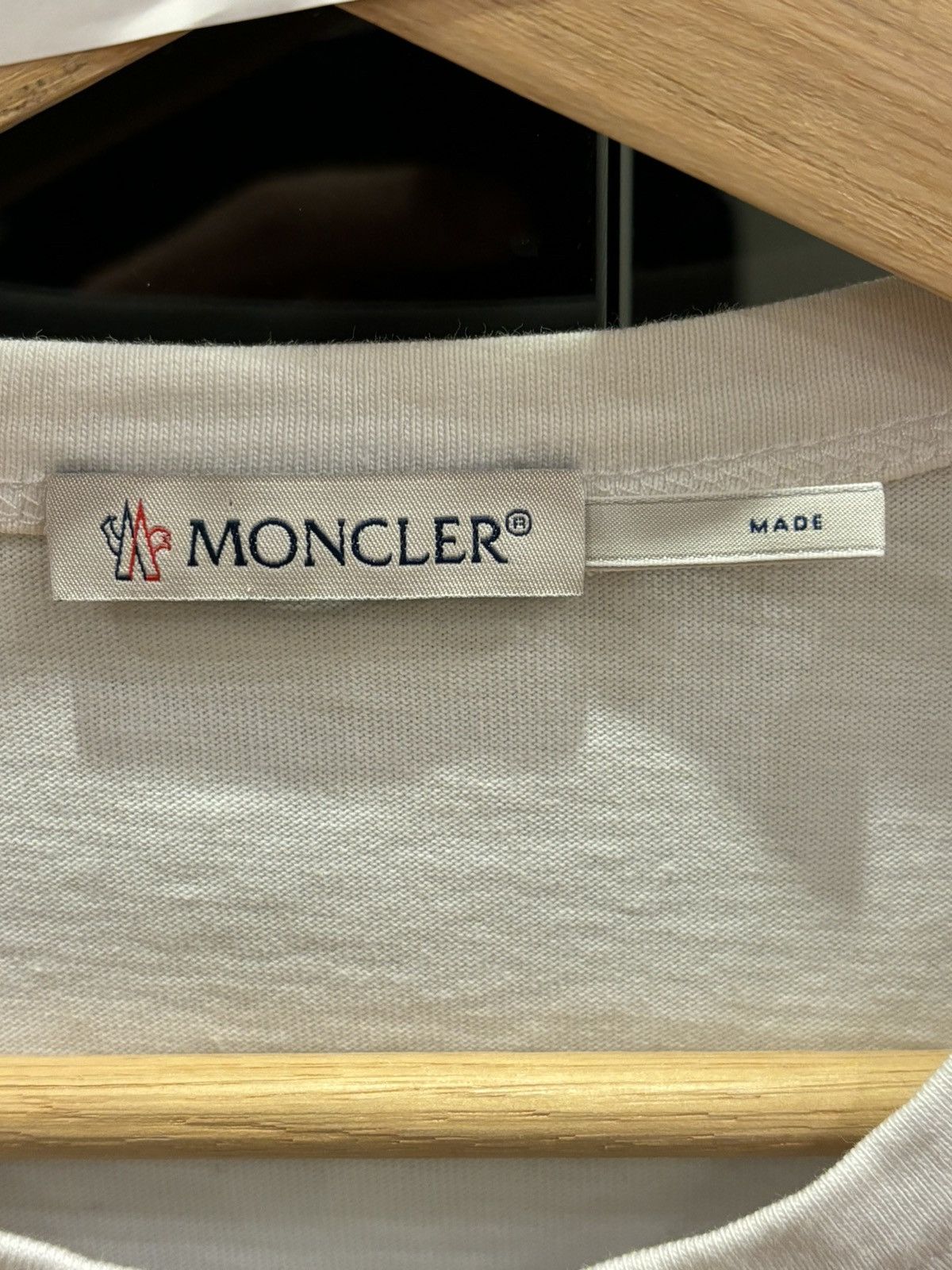 Moncler Moncler Multi Logo Tee Size US M / EU 48-50 / 2 - 3 Thumbnail