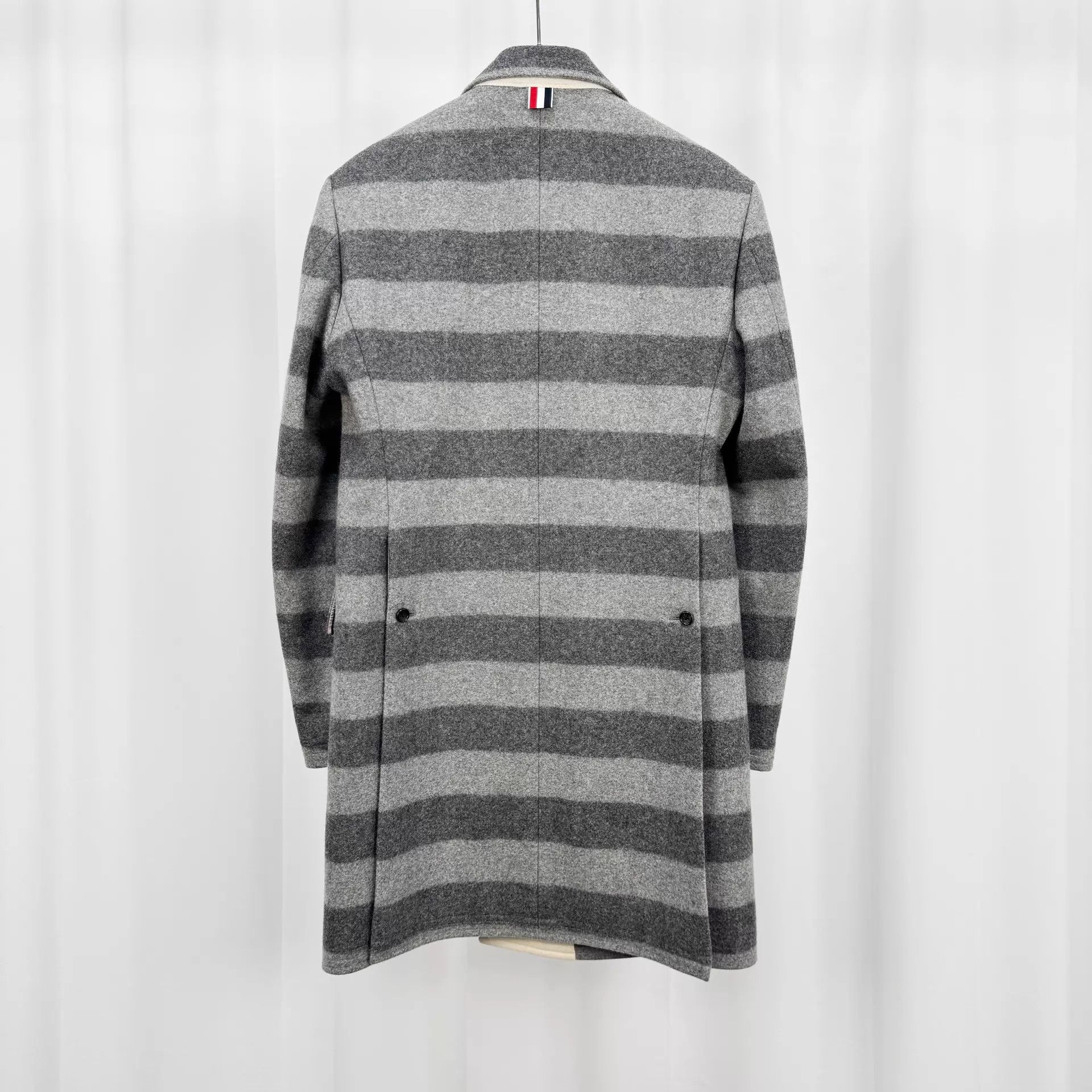 Thom Browne TB Wool Stripe Padded Shoulders Coat Size 2 New KL10816 Size XS / US 0-2 / IT 36-38 - 2 Thumbnail
