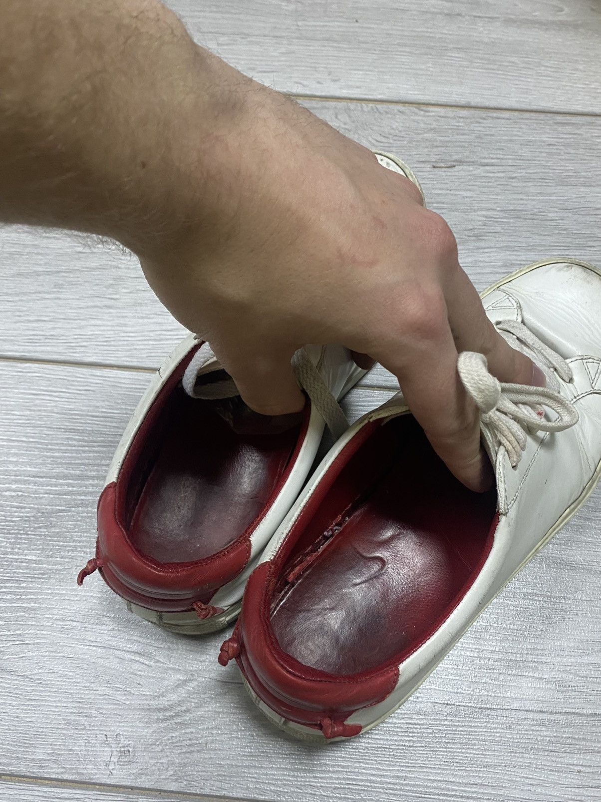 Givenchy GIVENCHY URBAN STREET LOW SNEAKER WHITE & RED Size US 7 / EU 40 - 4 Thumbnail