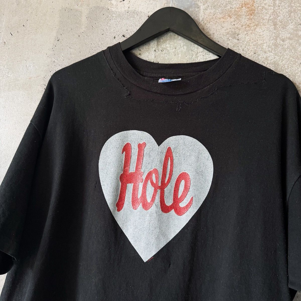 Band Tees Vintage THRASHED 1994 ‘HOLE’ Courtney Love T Shirt Size US L / EU 52-54 / 3 - 5 Thumbnail