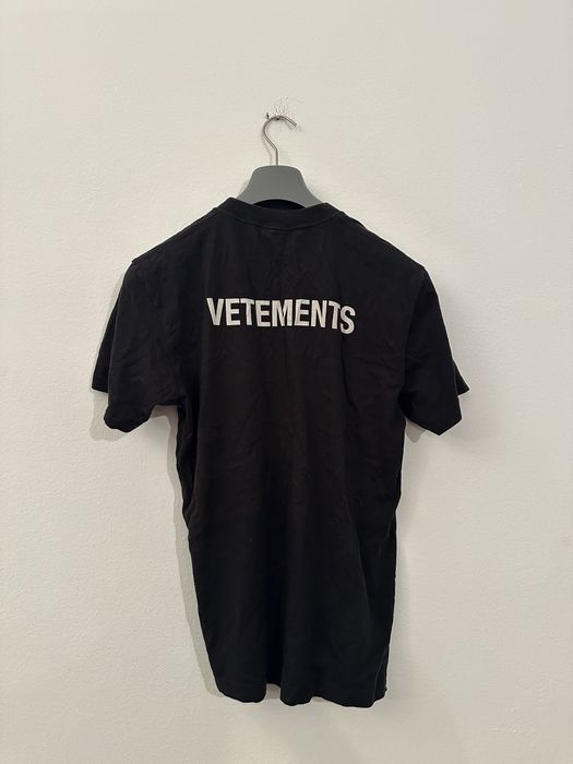 Vetements staff hot sale tee