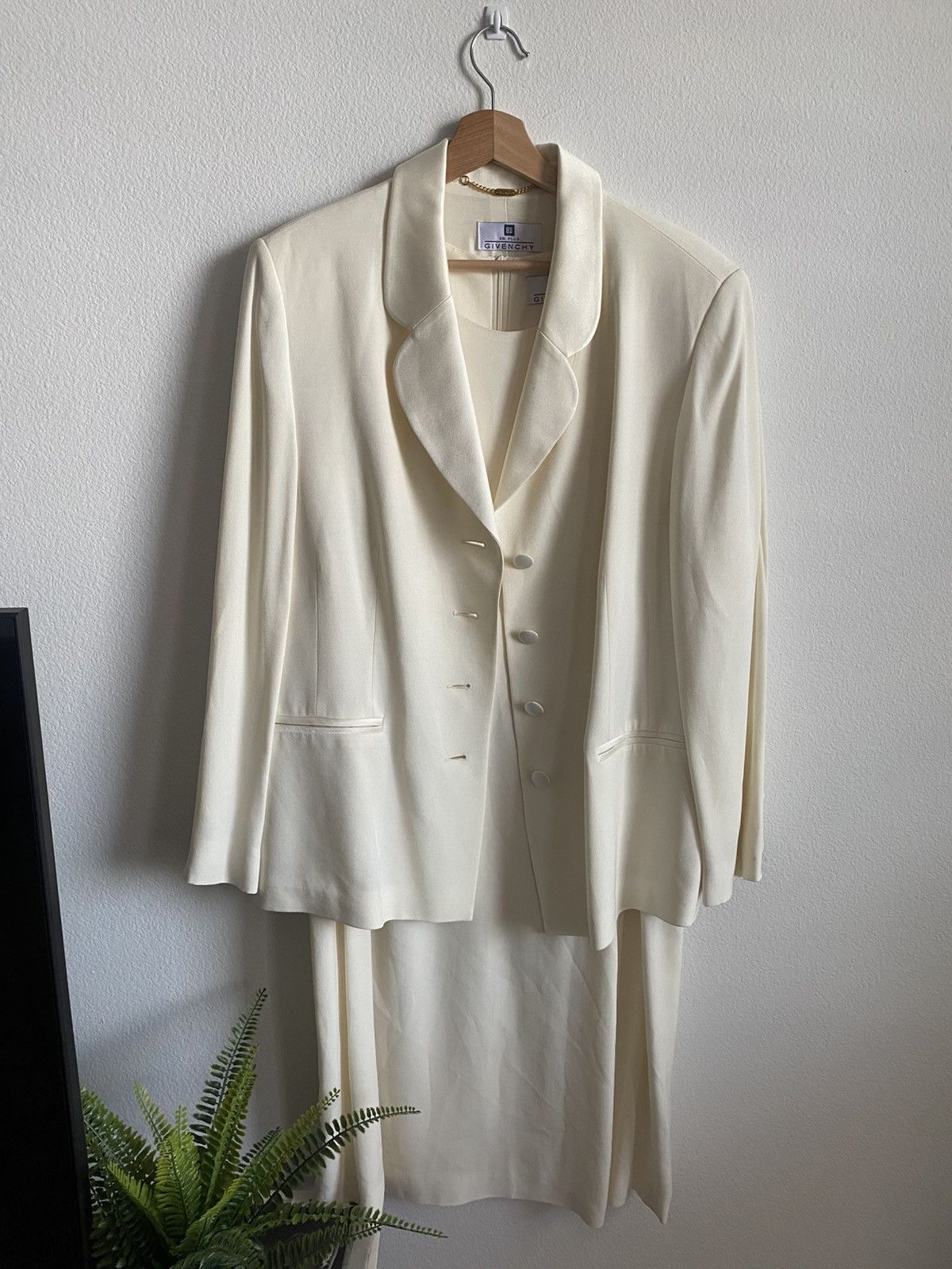 Givenchy Vintage Givenchy En Plus Midi Dress Size L / US 10 / IT 46 - 11 Thumbnail
