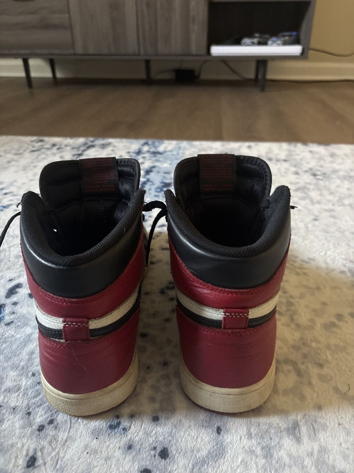 Jordan Brand Air Jordan 1 High - Bred Toe Size US 11 / EU 44 - 8 Thumbnail