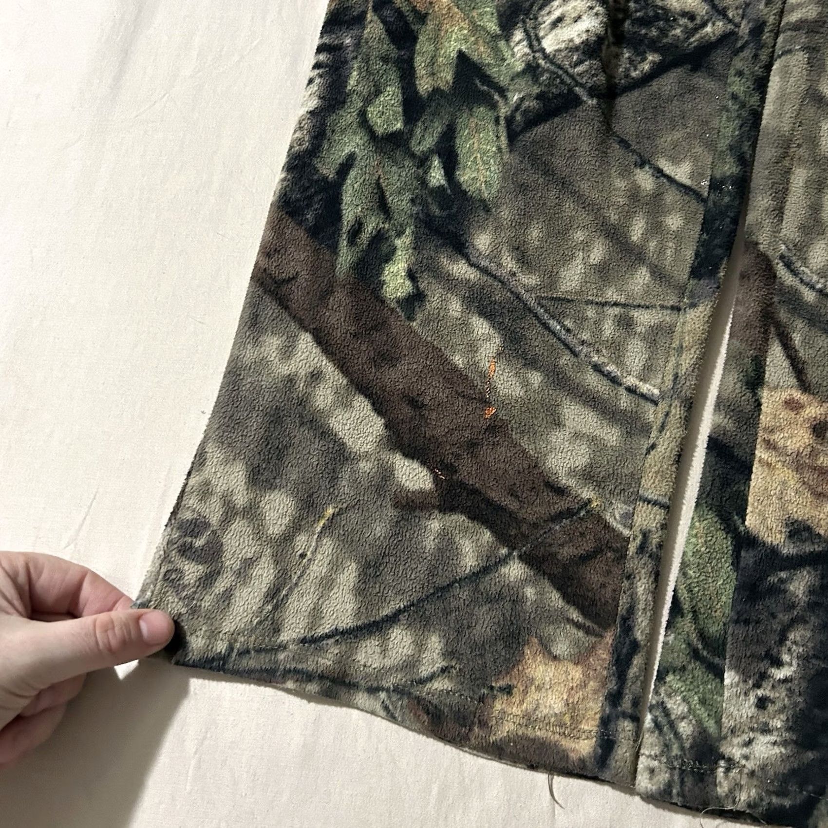 Vintage VINTAGE Mossy Oak Camo Baggy Fleece Sweatpants Women M Brown Size Medium Pants Size 32" / US 10 / IT 46 - 2 Thumbnail