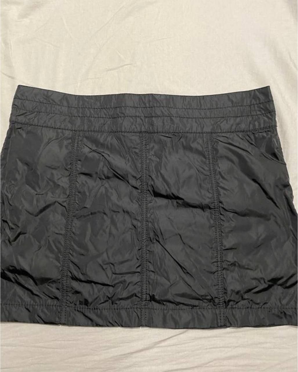 Burberry Rare Burberry Nylon Pocket Skirt Size US 8 Italy Size 30" / US 8 / IT 44 - 3 Thumbnail