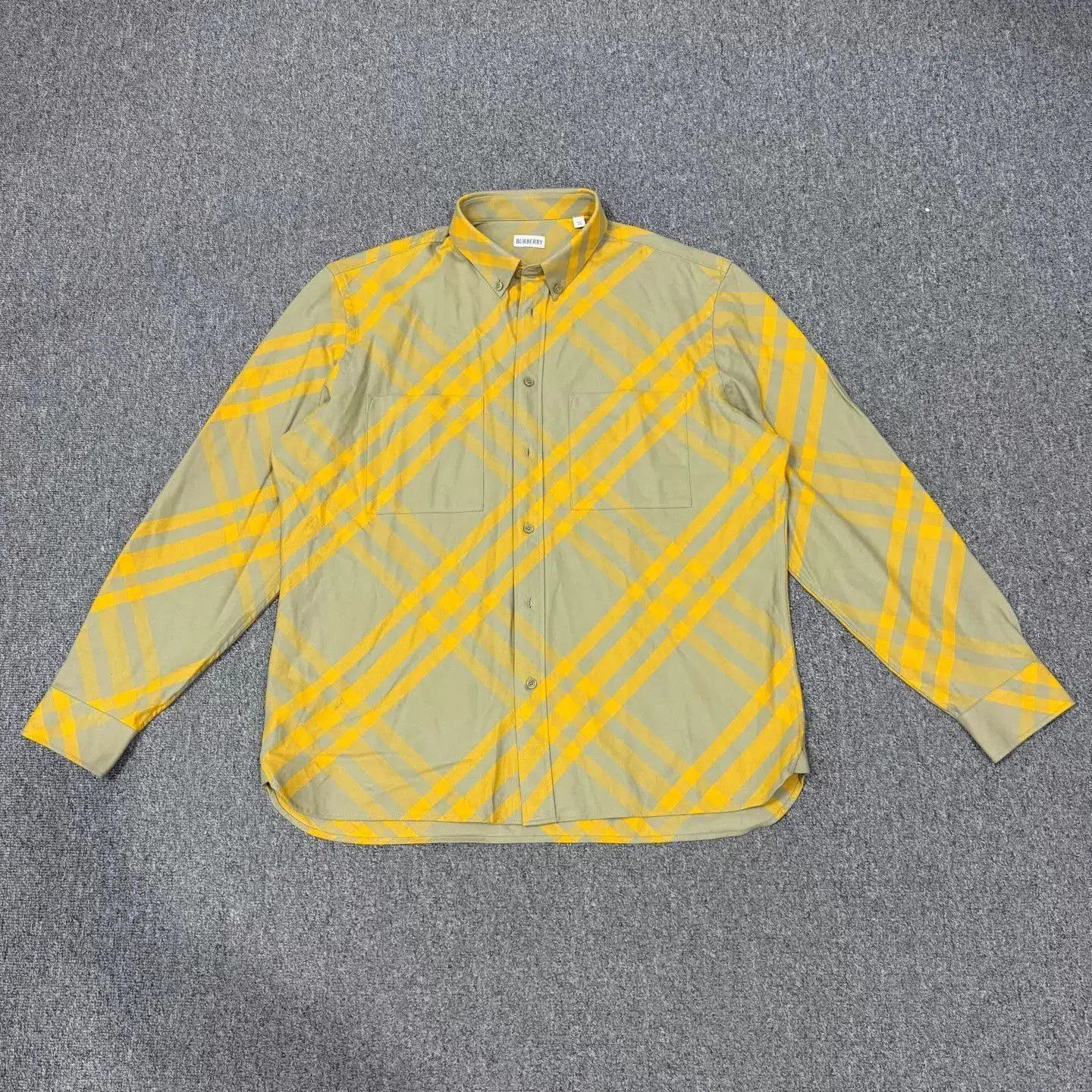 Burberry Multi Check Long Sleeve Button-Up Shirt. Size US XL / EU 56 / 4 - 1 Thumbnail