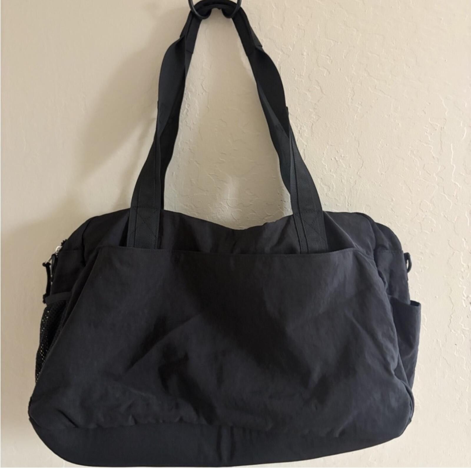Other C&C California Black Tote with Pink Lining Size ONE SIZE - 9 Thumbnail
