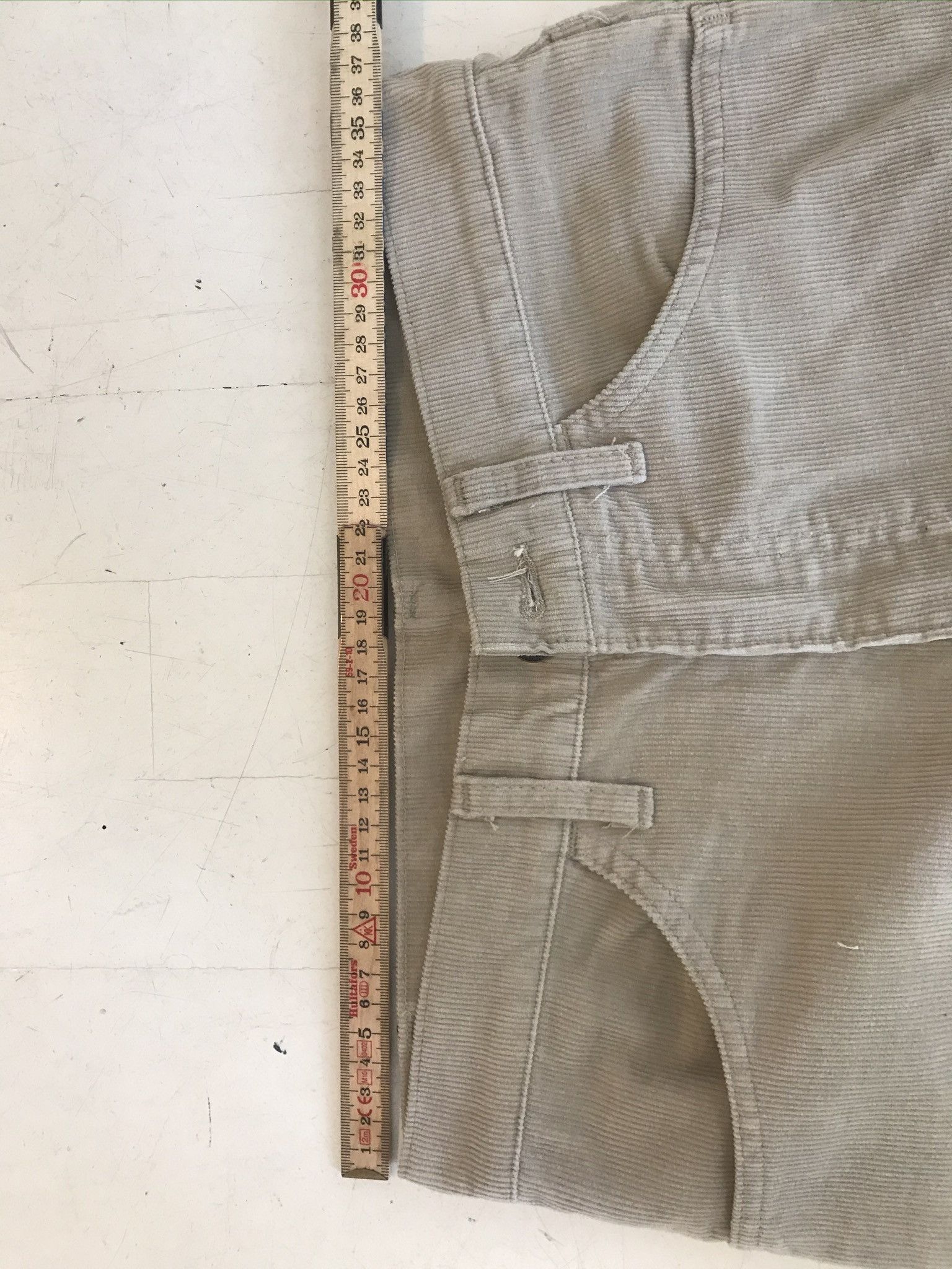 Levi's Levis 519 corduroy pants Size US 30 / EU 46 - 9 Thumbnail