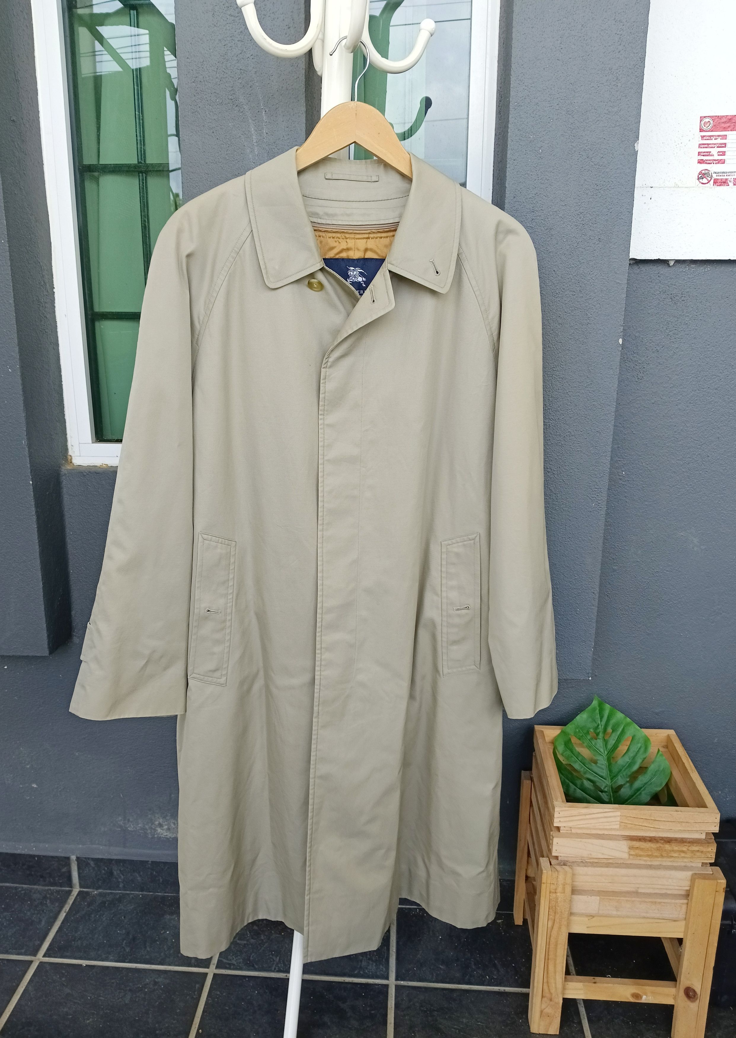 Burberry BURBERRY TRENCH COAT Size US M / EU 48-50 / 2 - 2 Thumbnail