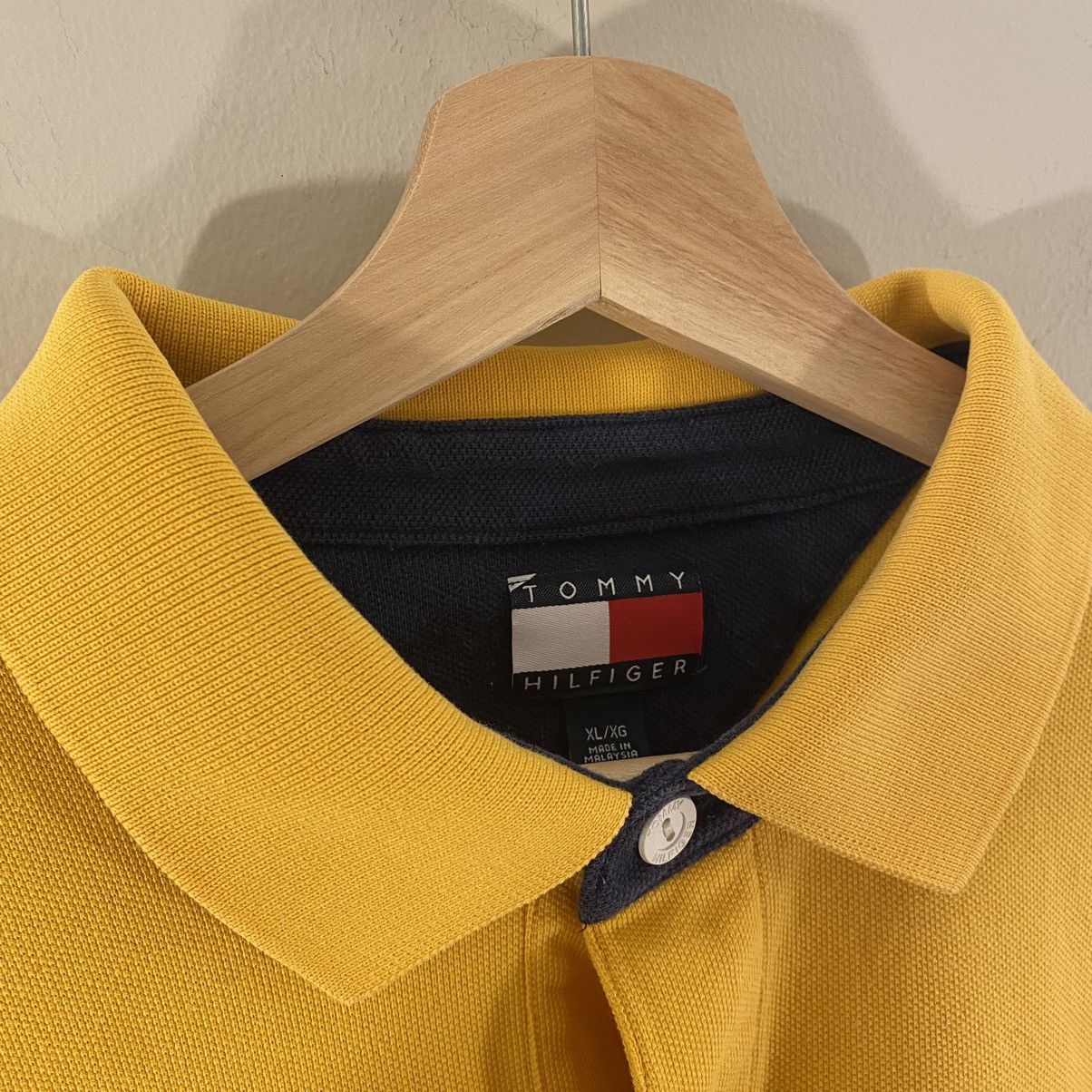 Tommy Hilfiger × Vintage Vintage Tommy Hilfiger Big Logo Rugby Shirt XL Size US XL / EU 56 / 4 - 3 Thumbnail