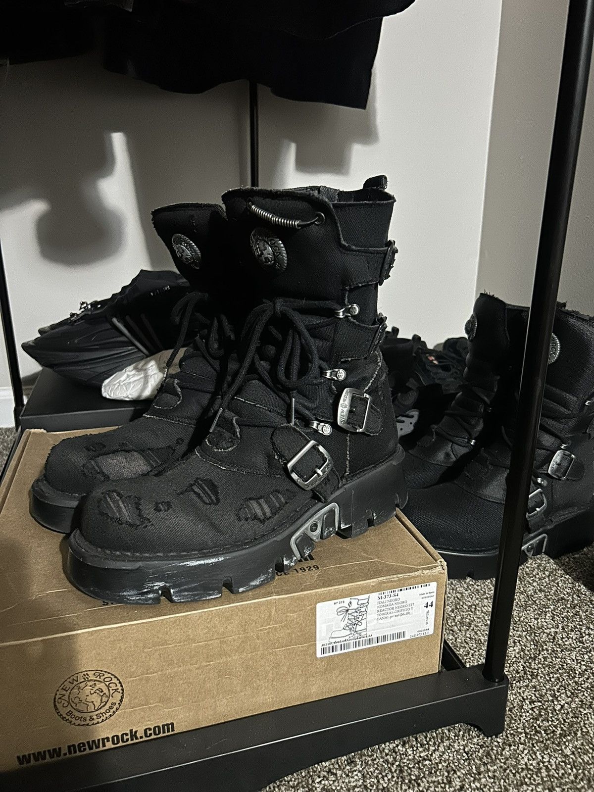 New Rock Distressed New Rock Reactor boots Size US 11 / EU 44 - 2 Thumbnail