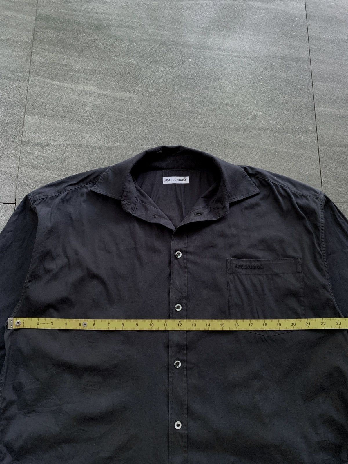 Balenciaga FREE TAX! Faded Embroidery Formal Shirt Size US M / EU 48-50 / 2 - 11 Thumbnail