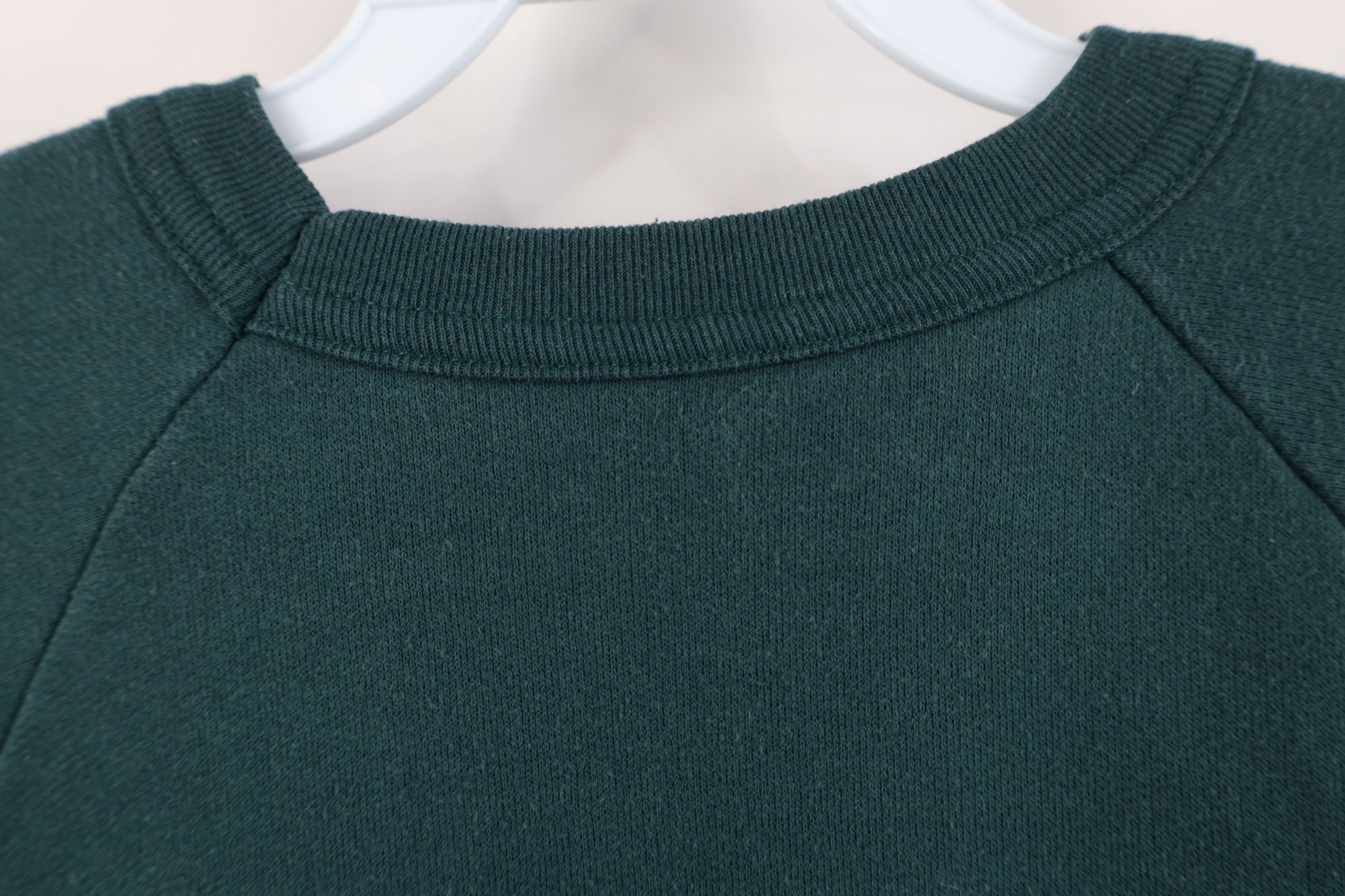 Vintage Vintage 90s Streetwear Canada Wilderness Sweatshirt Green Size L / US 10 / IT 46 - 11 Thumbnail