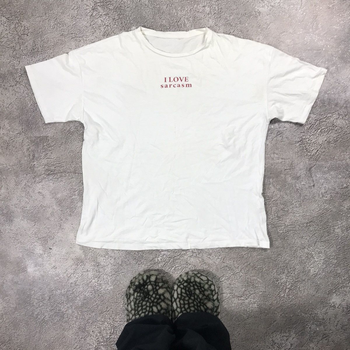 Vintage Vintage Y2K Graphic Tee Love Sarcasm Slogan Streetwear L Size US L / EU 52-54 / 3 - 1 Thumbnail