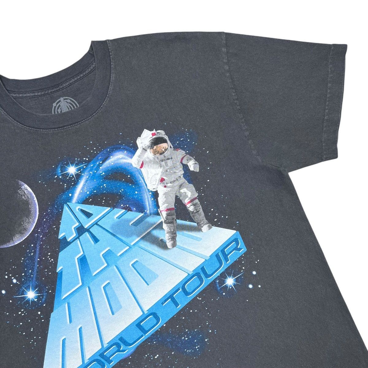 Kid Cudi Kid Cudi To The Moon World Tour Graphic Hip Hop T-Shirt Size US M / EU 48-50 / 2 - 5 Thumbnail